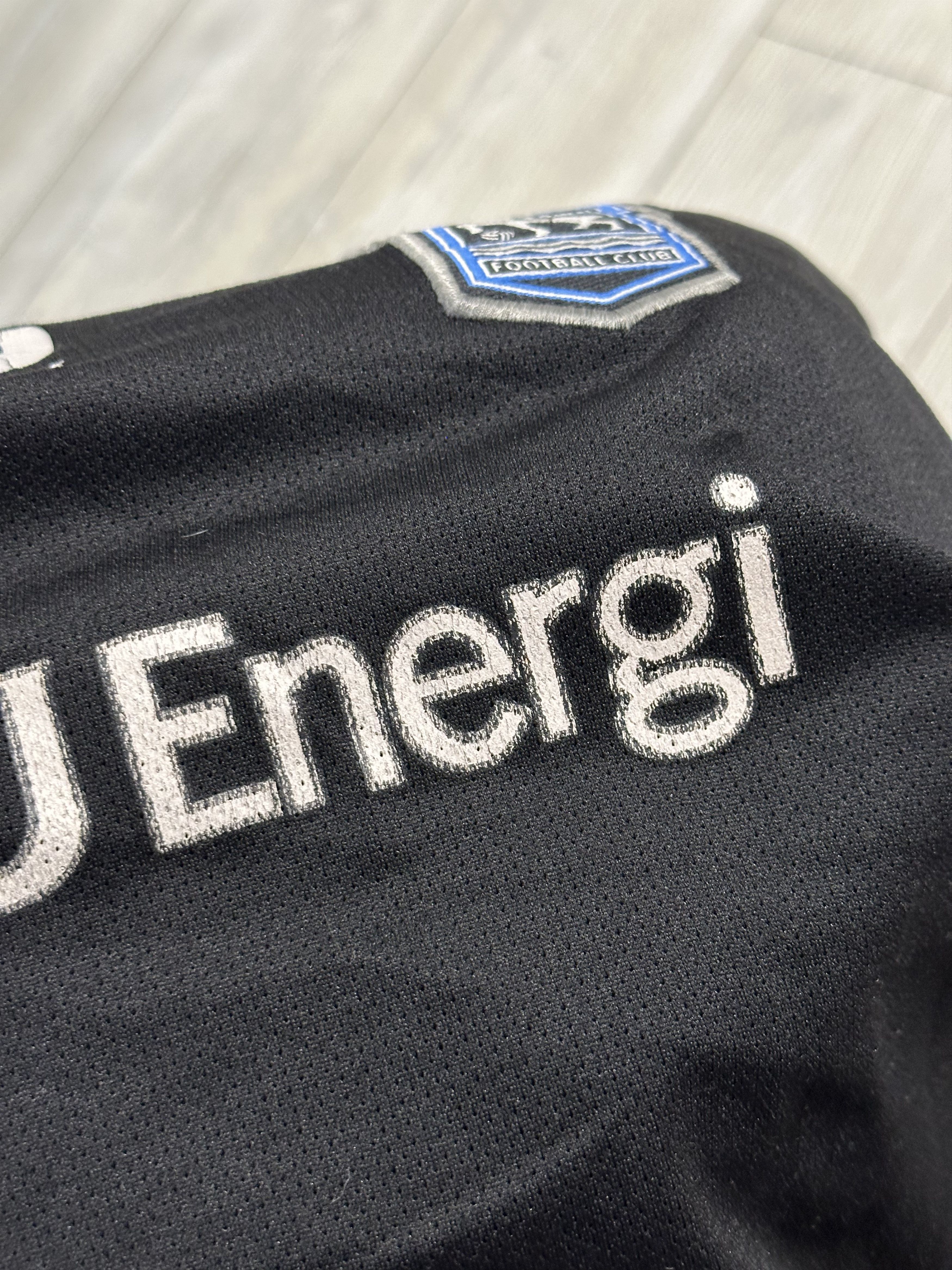 Other Vintage Ipswich Town 2001-03 Home Kit Punch TXUEnergi Sz XL Size US XL / EU 56 / 4 - 5 Thumbnail