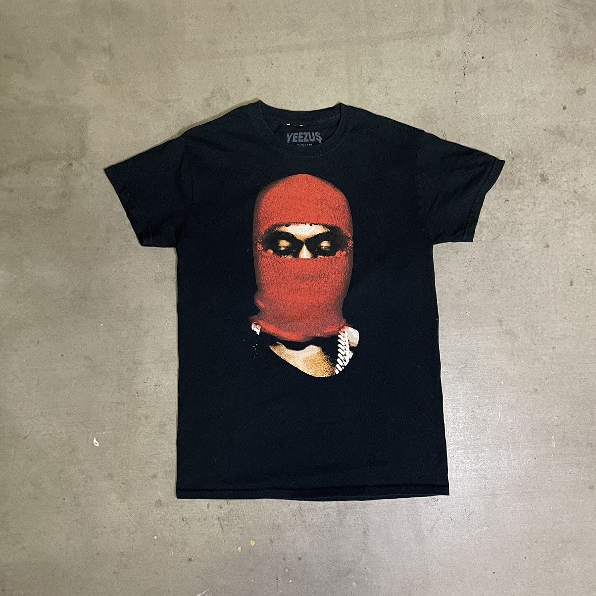 Band Tees × Rap Tees × Vintage Kanye West Yeezus Tour Maison Mask Yeezy Concert S Size US S / EU 44-46 / 1 - 2 Thumbnail