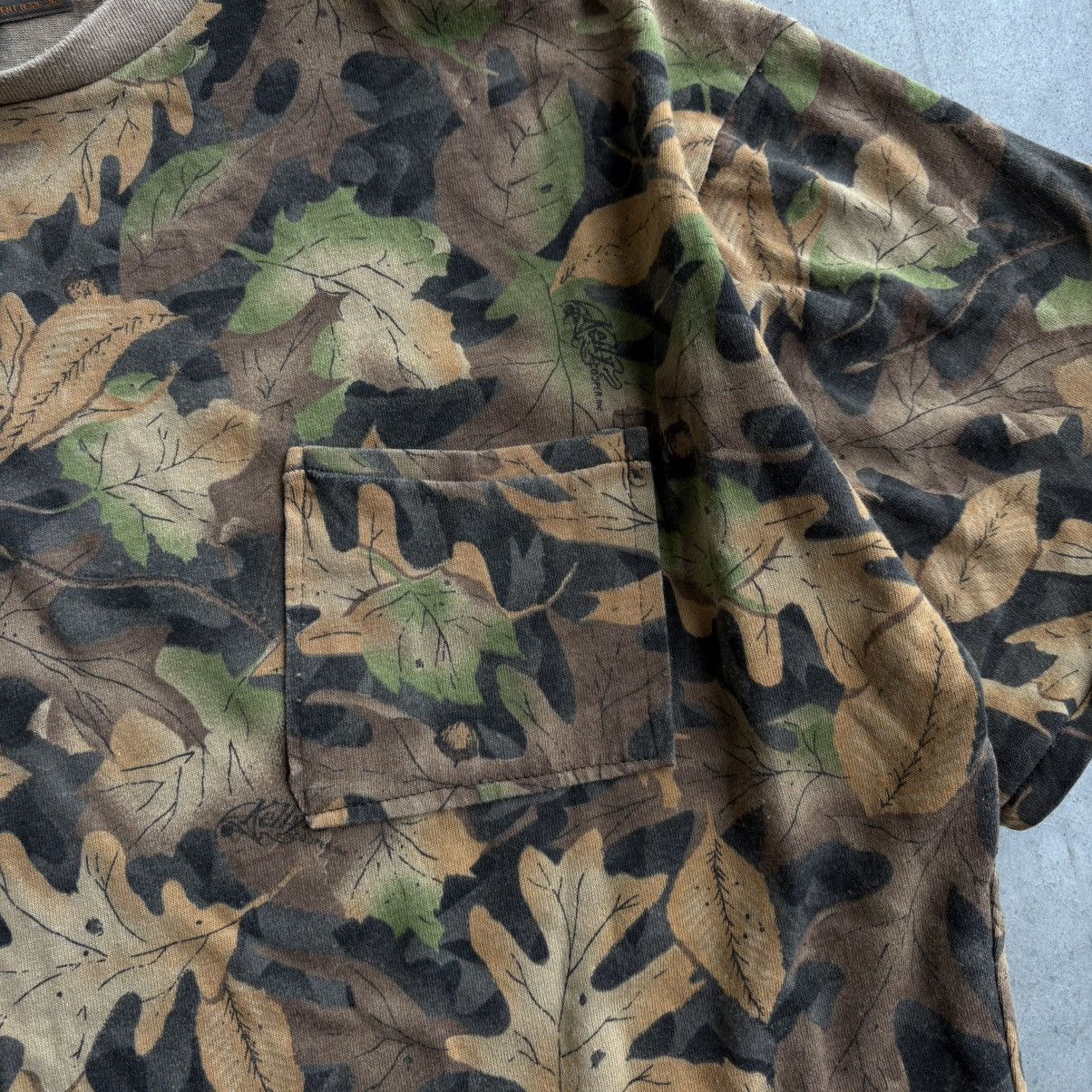 Realtree × Vintage Vintage 80's Camo Leaves T Shirt XL Baggy Heavy Weight Size US XL / EU 56 / 4 - 4 Thumbnail