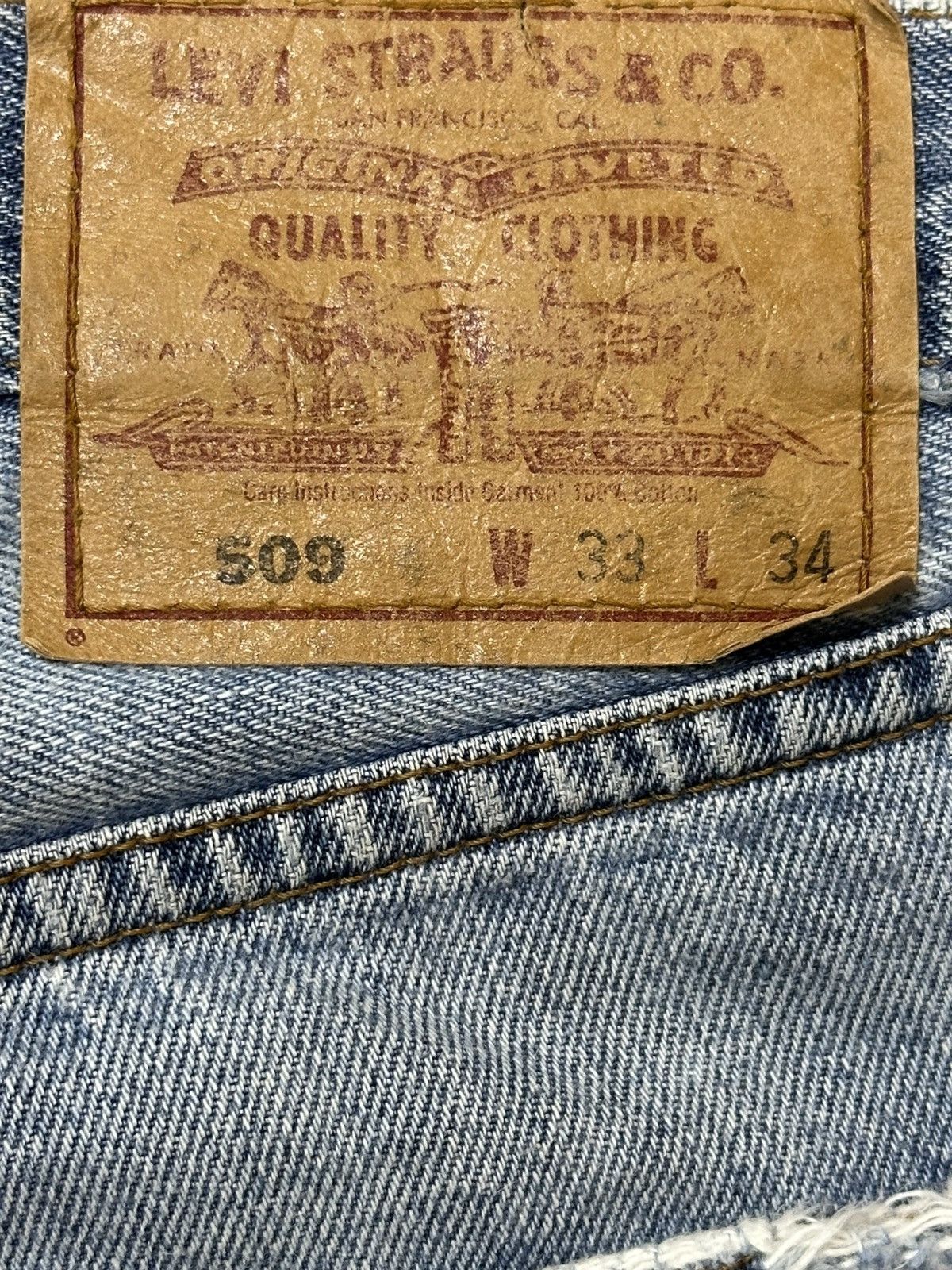 Levi's Vintage Japan 80s Levis 509 Blue Faded Wash Distressed Jeans Size US 33 - 9 Thumbnail