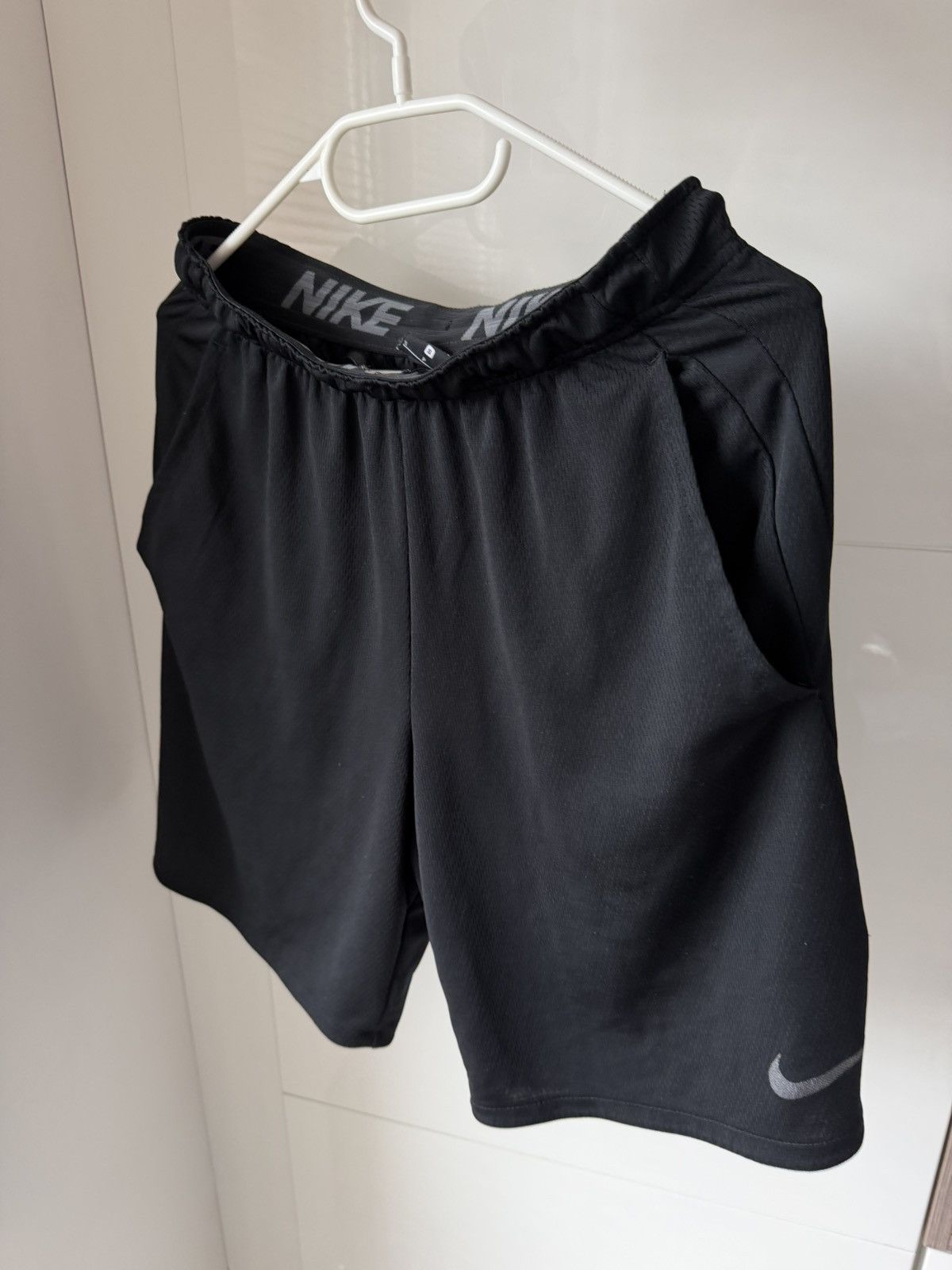 Nike Nike Running Division Reflective Swoosh Dri-Fit ADV 4 Shorts Size US 32 / EU 48 - 9 Thumbnail