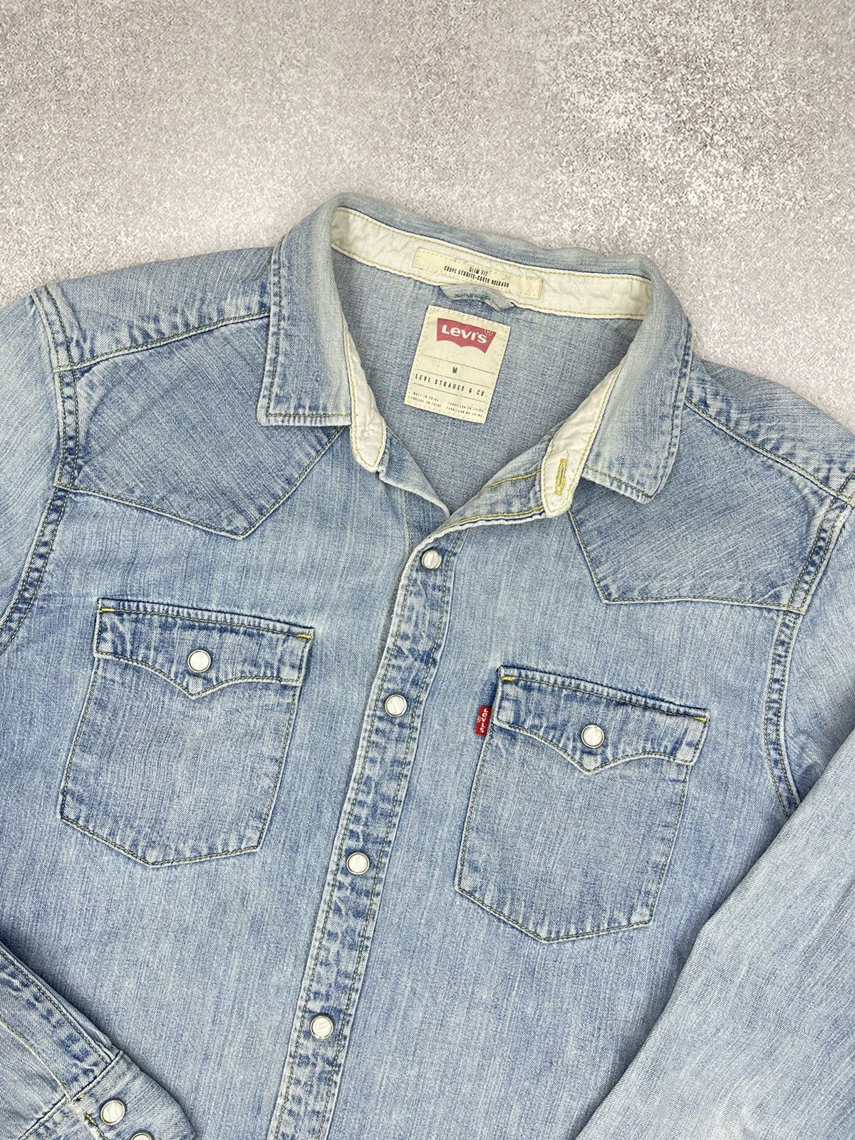 Vintage Levis Strauss Denim Shirt Blue Y2K USA Size M