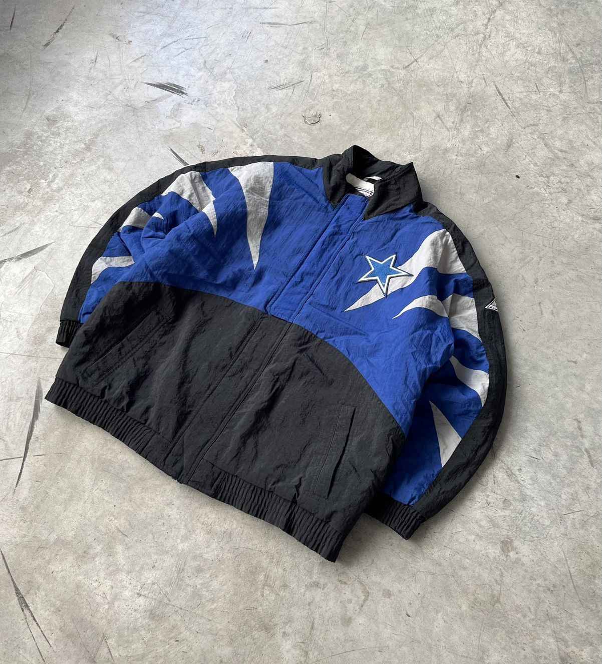 Apex One Vintage Apex One NFL Dallas Cowboys Men's Bomber Jacket 90s Size US XL / EU 56 / 4 - 3 Thumbnail