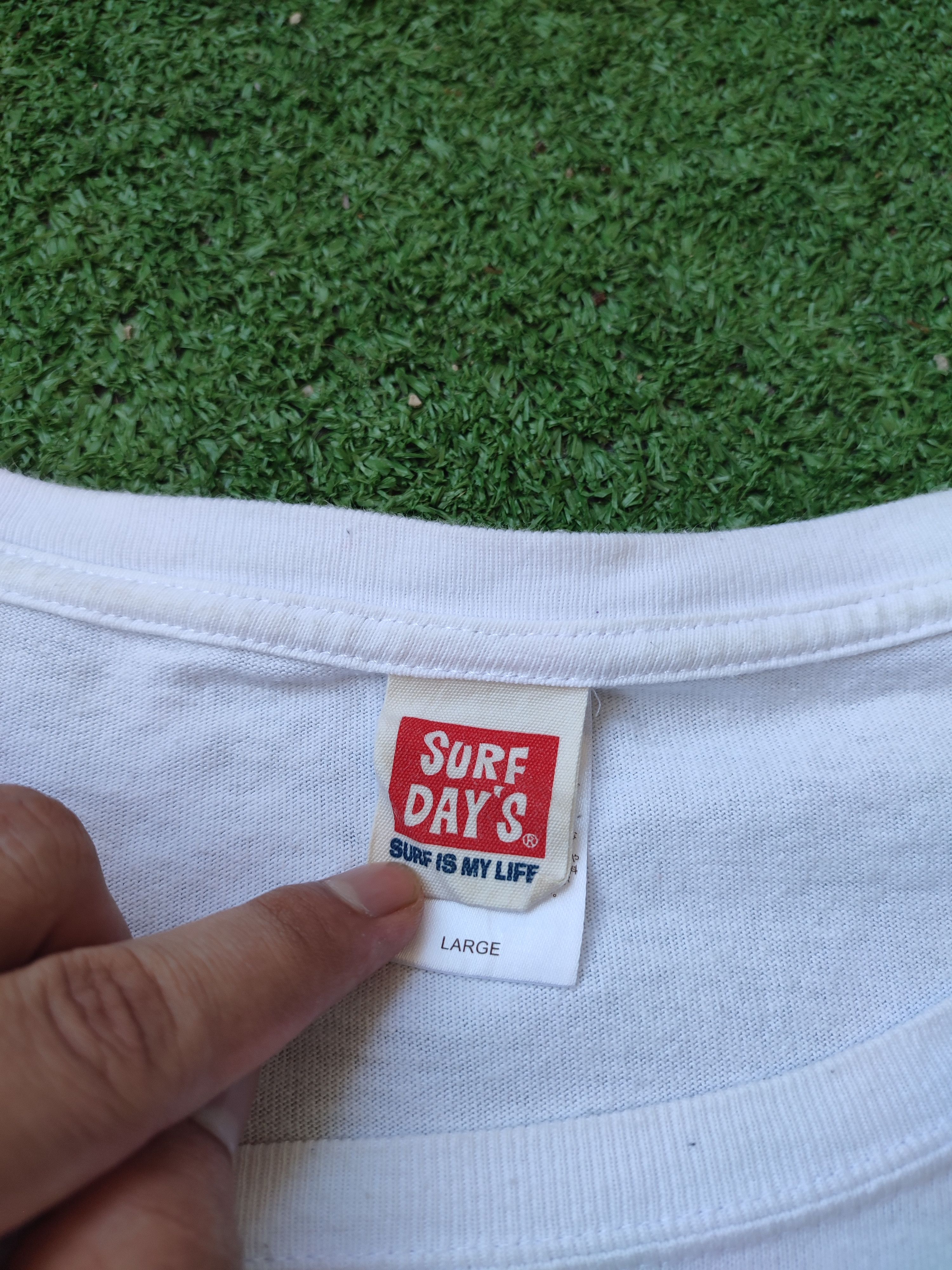 Japanese Brand VINTAGE SURF DAY'S SURF & PEACE TEE Size US M / EU 48-50 / 2 - 6 Thumbnail