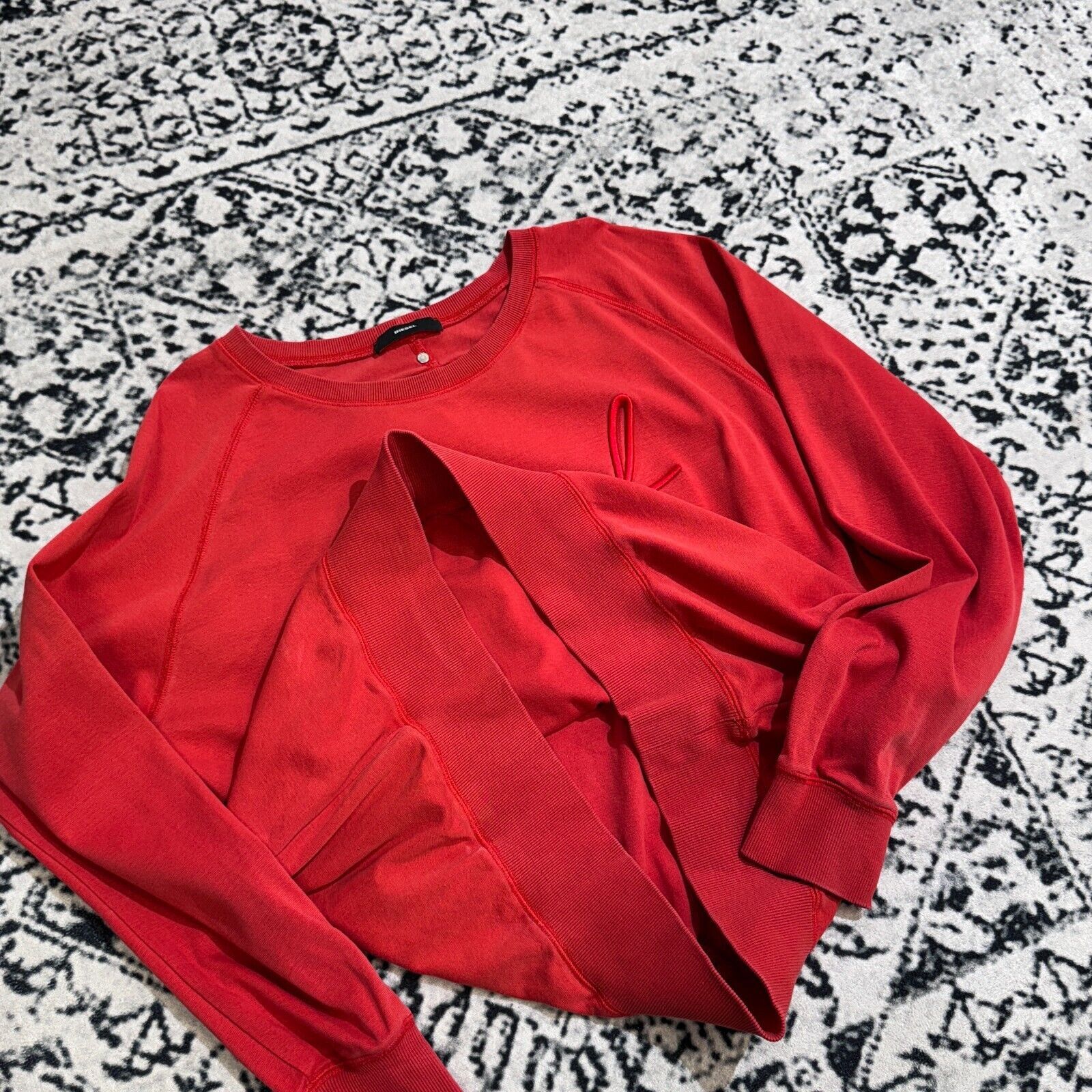 Diesel × Vintage Vintage Diesel Red Cotton Crewneck Size L 90s Spellout Logo Size US L / EU 52-54 / 3 - 9 Thumbnail