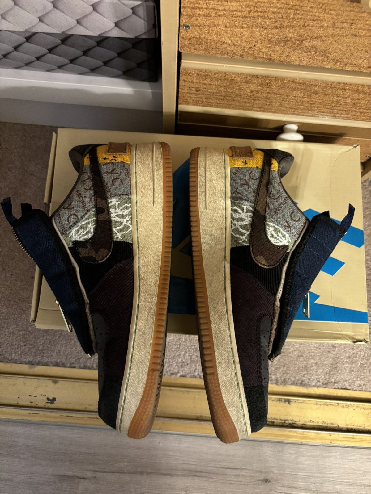 Nike × Travis Scott Travis Scott Cactus Jack Air Force 1 Size US 10.5 / EU 43-44 - 10 Thumbnail