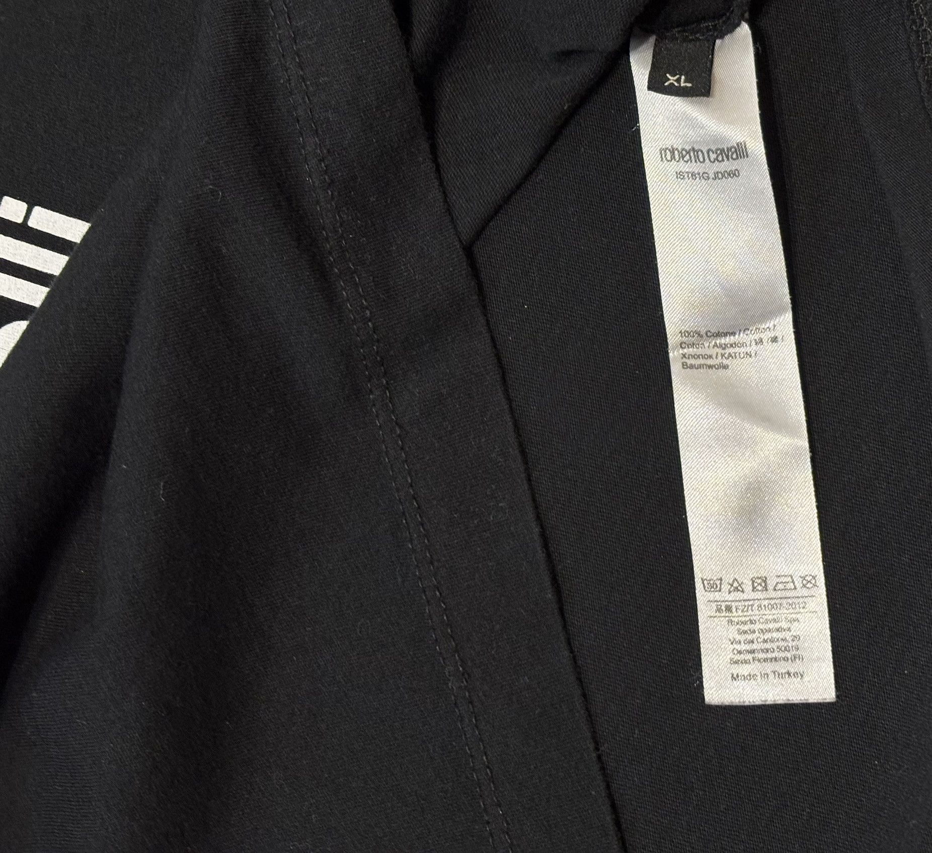 Roberto Cavalli Roberto Cavalli T-shirt Black Firenze Logo Size US M / EU 48-50 / 2 - 13 Thumbnail