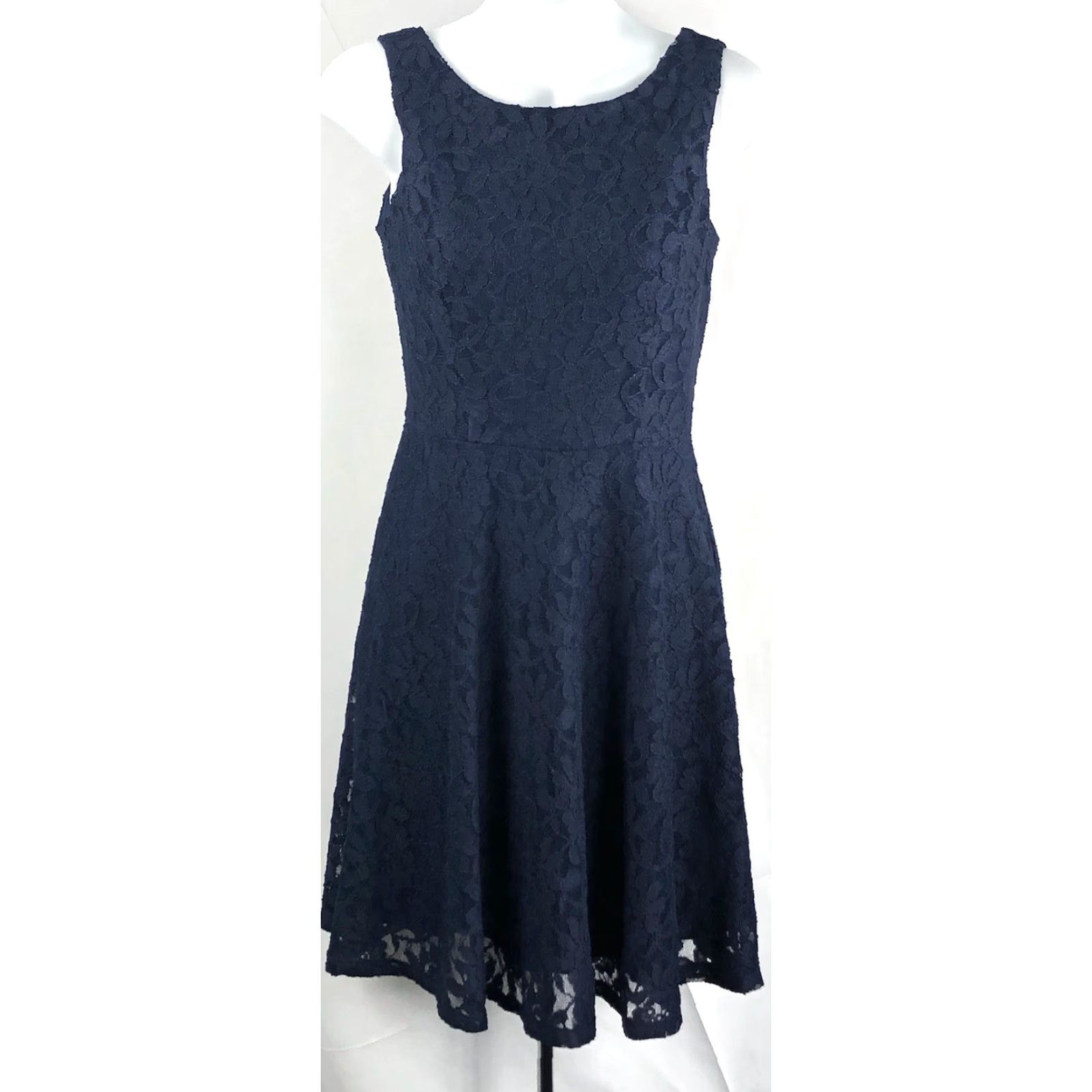 Vintage Speechless NWT Lace Fit & Flare Dress Navy S Sleeveless V-Back Floral Knee Length Women's Size S / US 4 / IT 40 - 2 Thumbnail