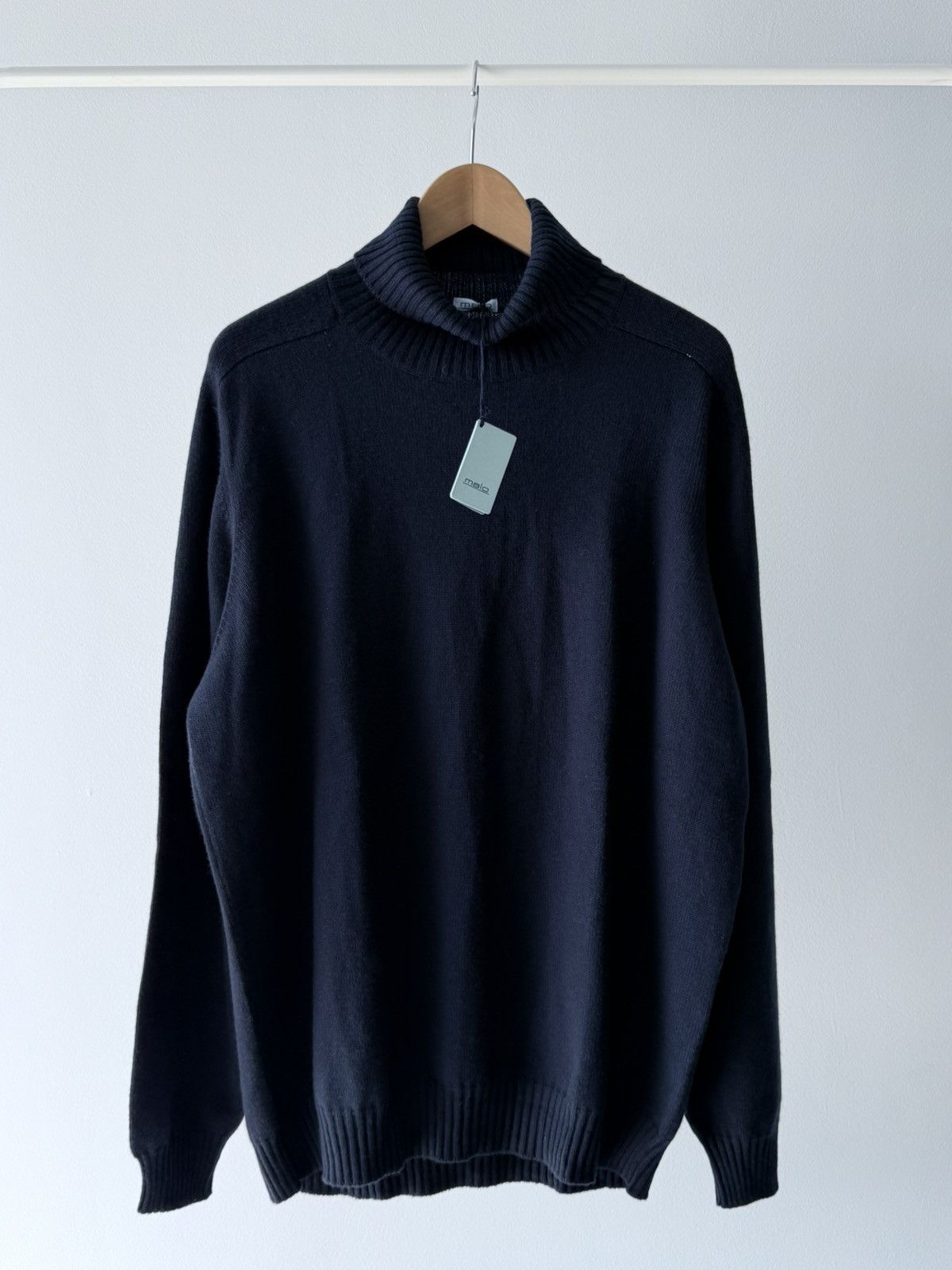 Malo NWT Malo Navy Blue Cashmere Turtleneck Sweater Size US XL / EU 56 / 4 - 1 Thumbnail