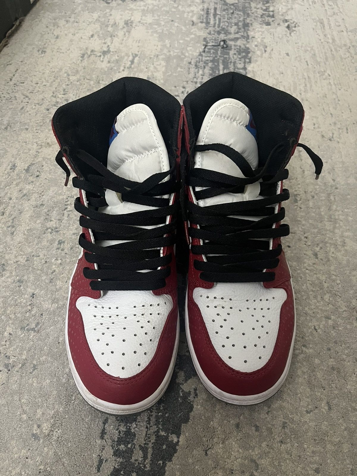 Jordan Brand × Nike Origin Story (Spider-Man) Jordan 1 High Size US 8.5 / EU 41-42 - 4 Thumbnail