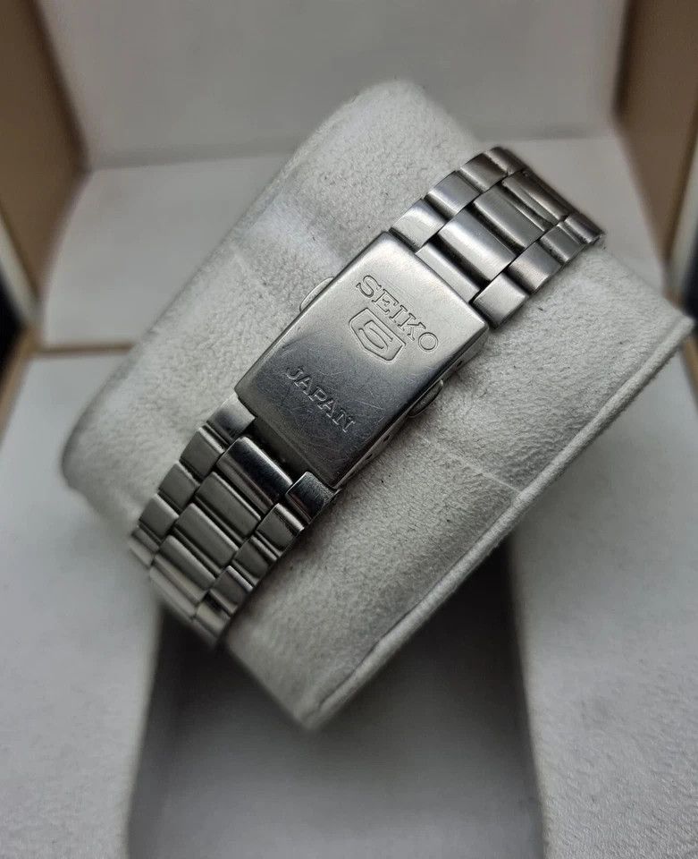 Seiko Vintage Seiko 5 Automatic Day/Date Watch Size 36 - 5 Thumbnail