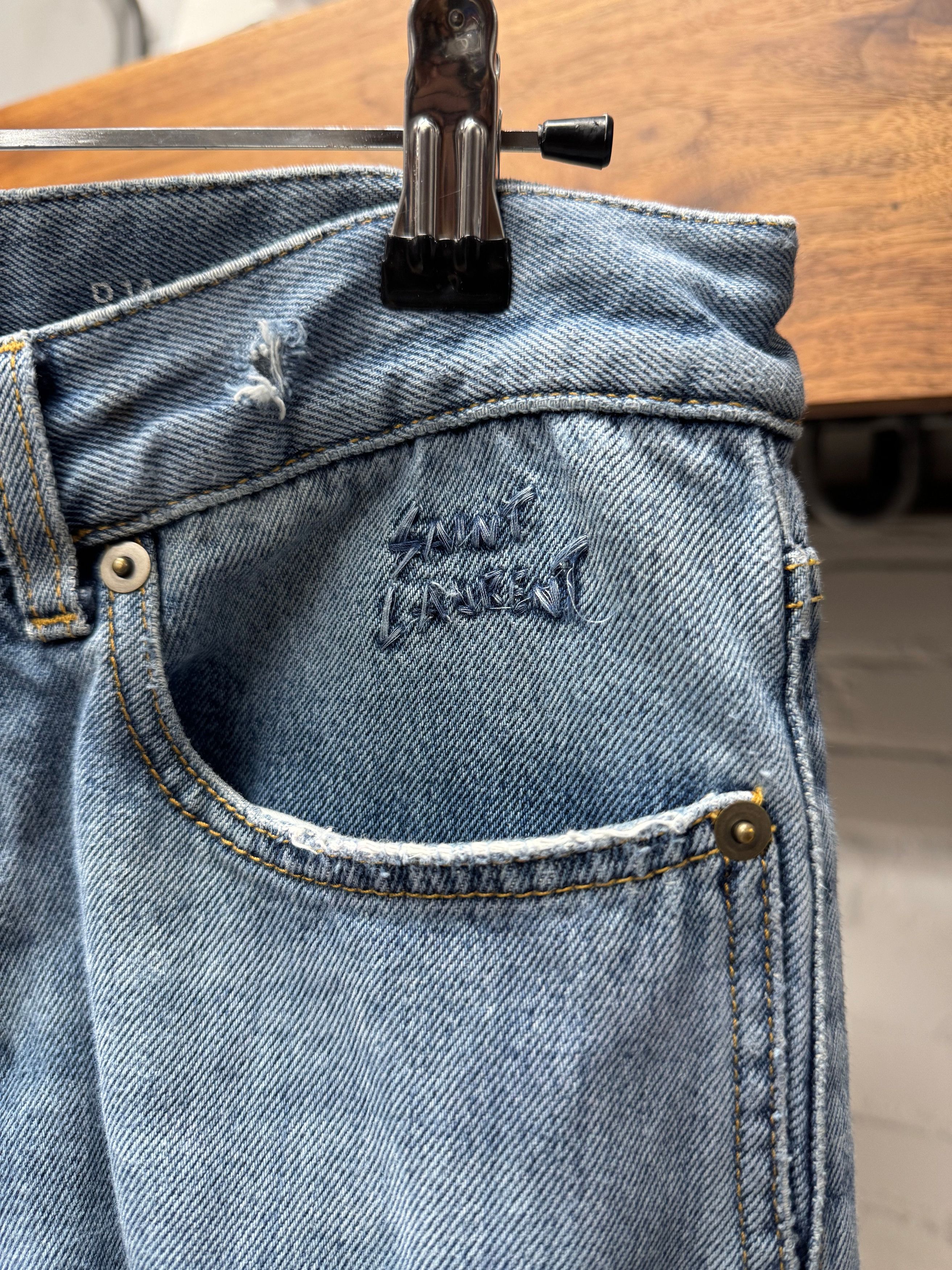 Saint Laurent Paris 2017 Saint Laurent Pocket Logo ‘D14’ Distressed Blue Denim Size US 28 / EU 44 - 2 Thumbnail