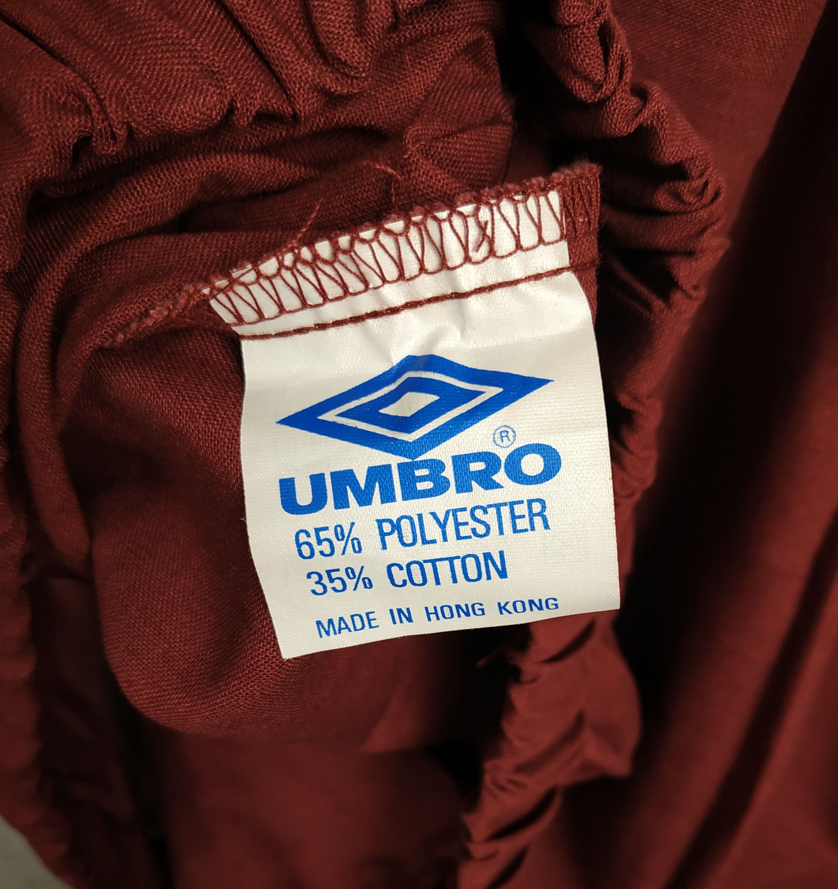 Umbro Vintage 90s UMBRO Oasis Football Pro Training Sweatshirt Size US L / EU 52-54 / 3 - 15 Thumbnail
