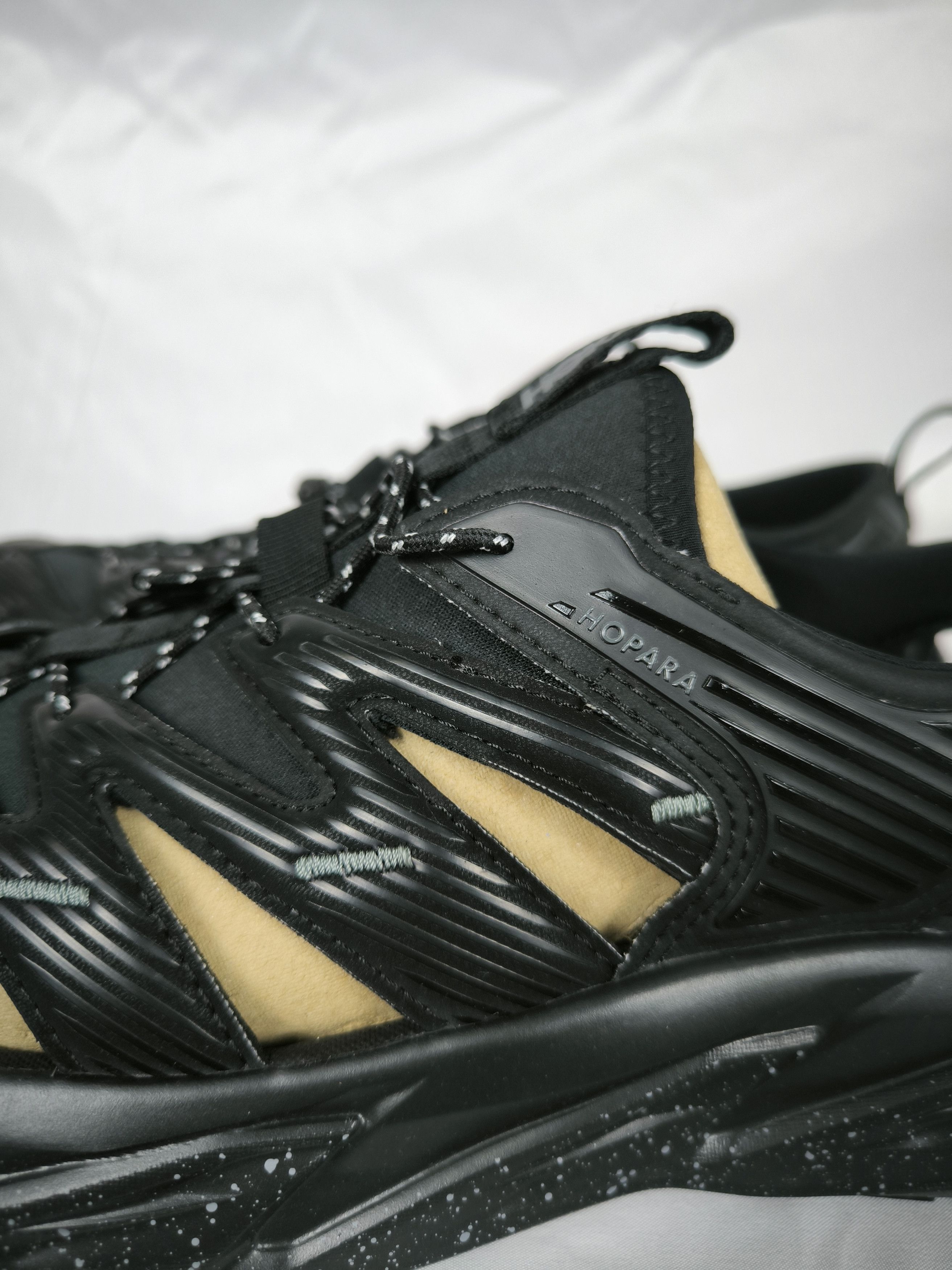 Hoka Hopara Size US 10 / EU 43 - 18 Thumbnail