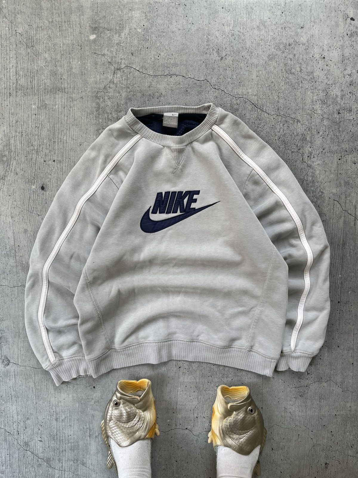 Nike × Vintage Nike Vintage Y2k Big Logo Sweathirt Size US S / EU 44-46 / 1 - 1 Thumbnail