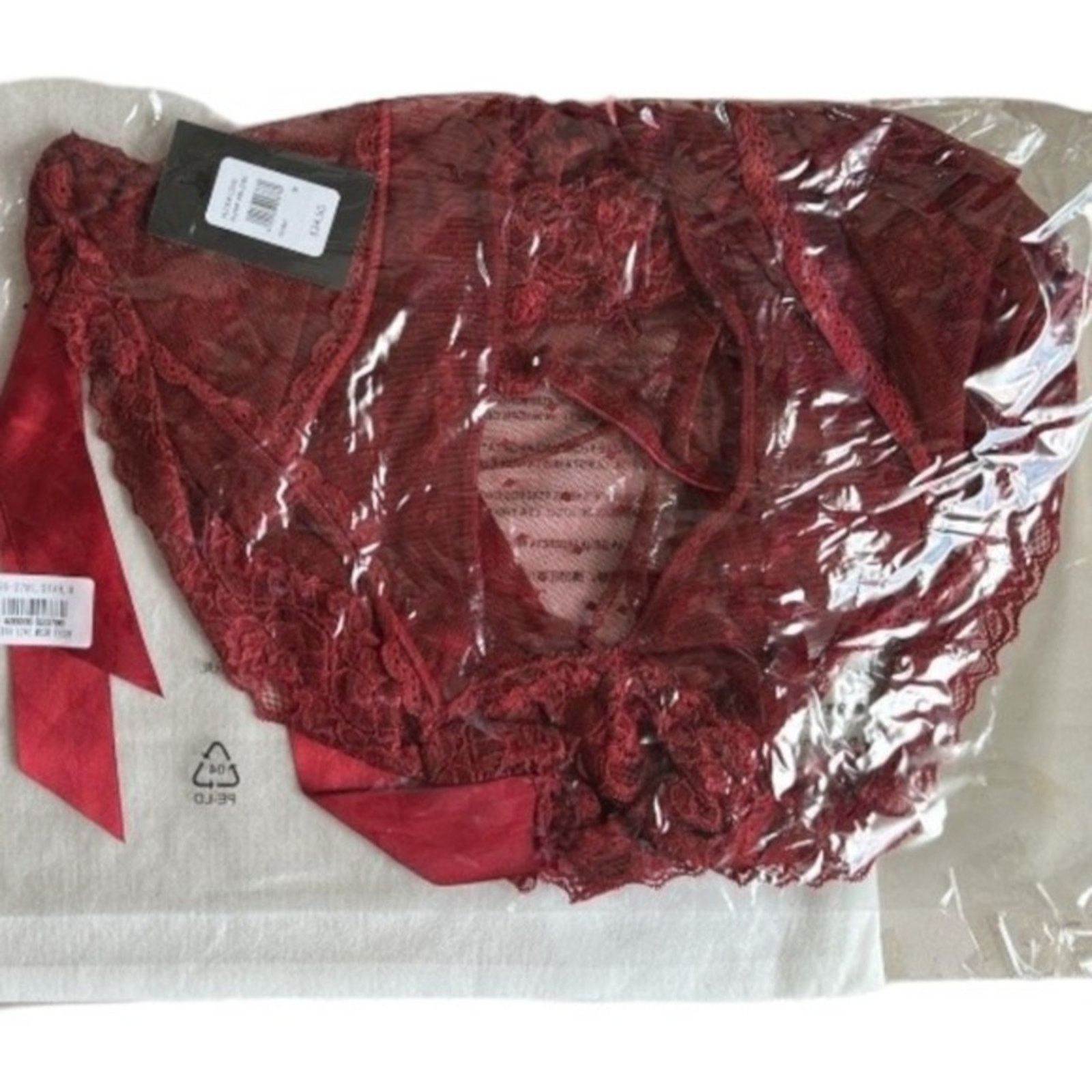 Other Frederick’s of Hollywood Deep Red Alexia Love Mesh Teddy, M Size M / US 6-8 / IT 42-44 - 9 Thumbnail