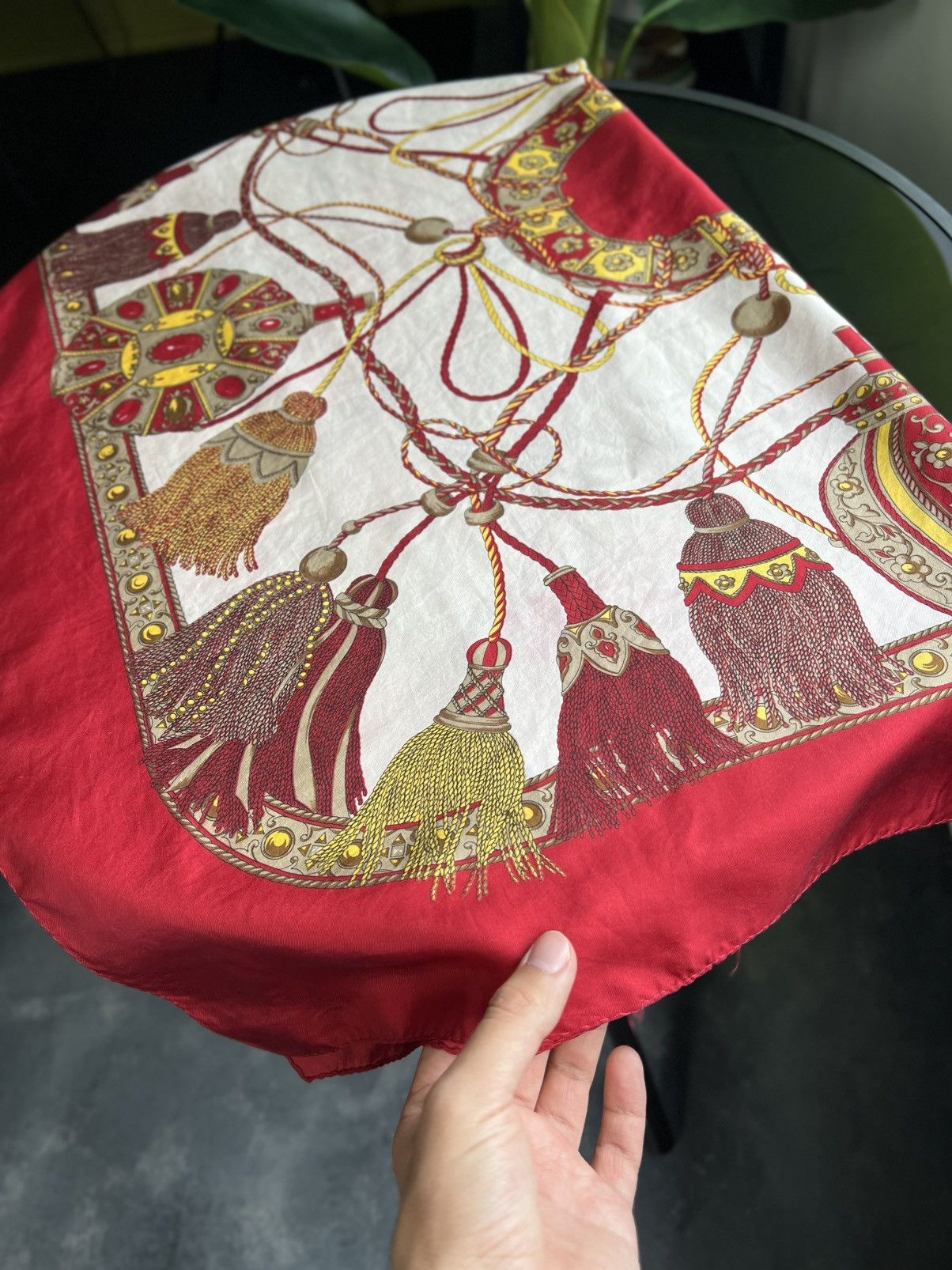 Vintage Feliciani Red Silk Scarf 86x85cm Tassel Print Vintage Size ONE SIZE - 10 Thumbnail