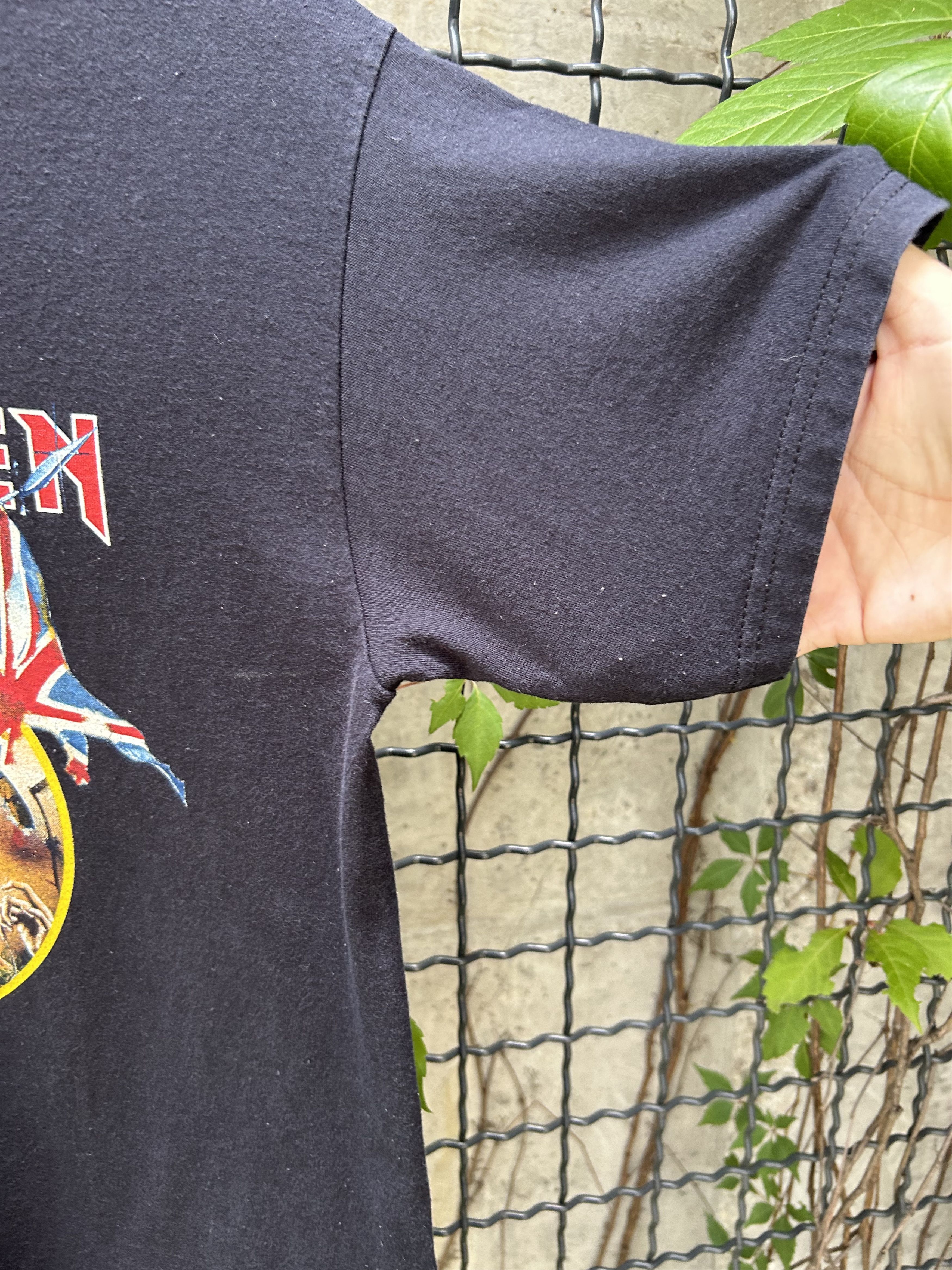 Band Tees Vintage 2005 Iron Maiden Rock Band Tour T-shirt Size US S / EU 44-46 / 1 - 8 Thumbnail