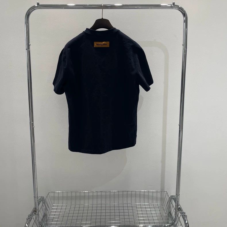Louis Vuitton Louis Vuitton Black pearl embroidered monogram logo short s Size US L / EU 52-54 / 3 - 2 Thumbnail