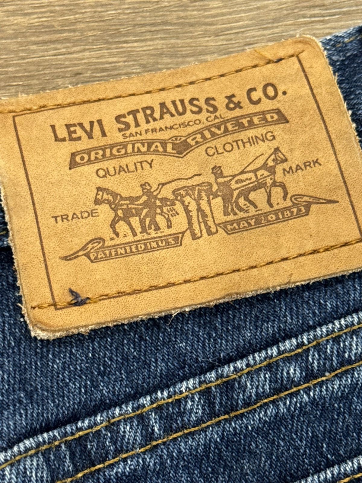 Levi's Vintage Clothing Vintage Levi’s 292 High Waisted Tapered Zip Ankle Jeans 90s Size 40" / US 18 - 8 Thumbnail