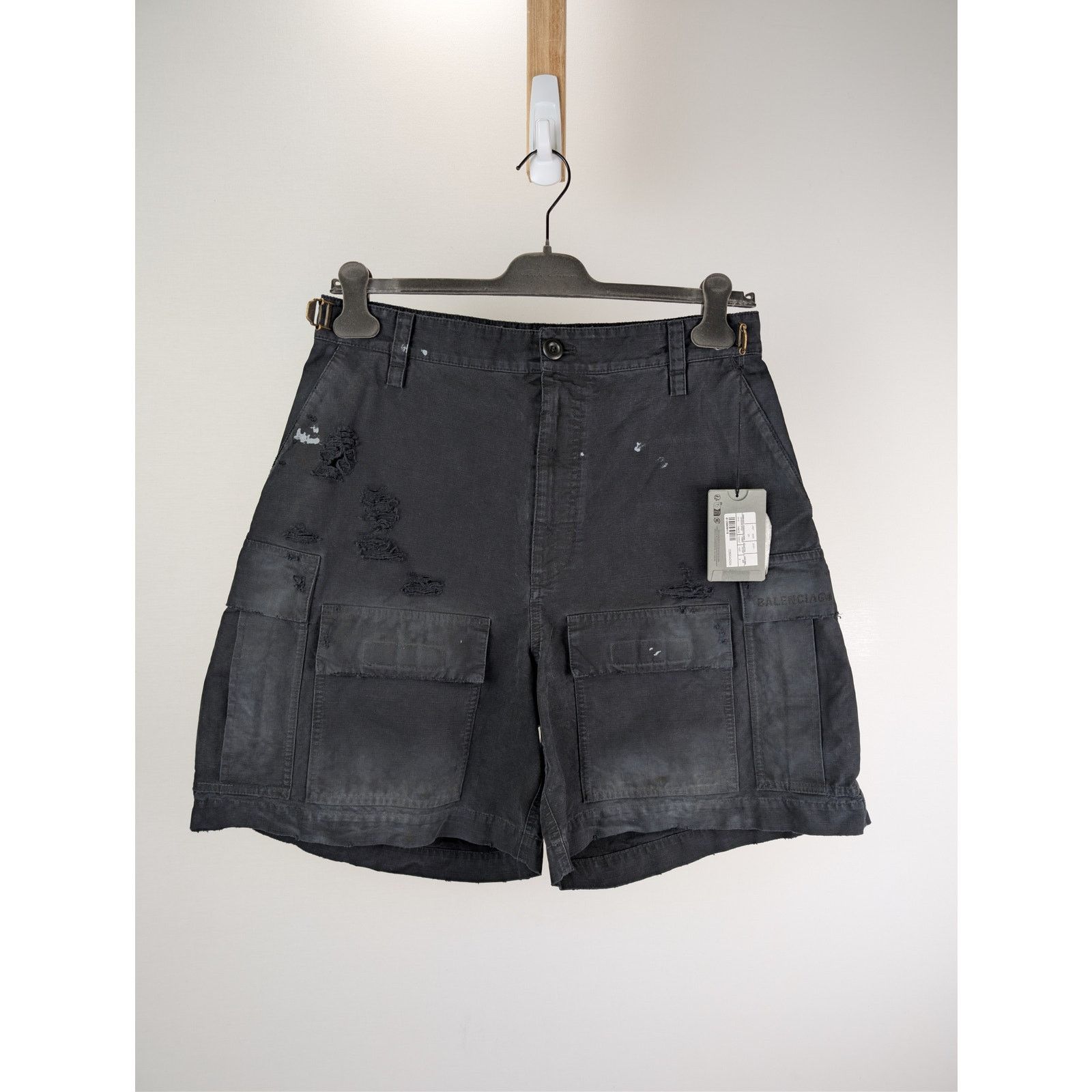 Balenciaga o1rshd1 Cotton Ripstop Shorts in Black Size US 30 / EU 46 - 1 Thumbnail