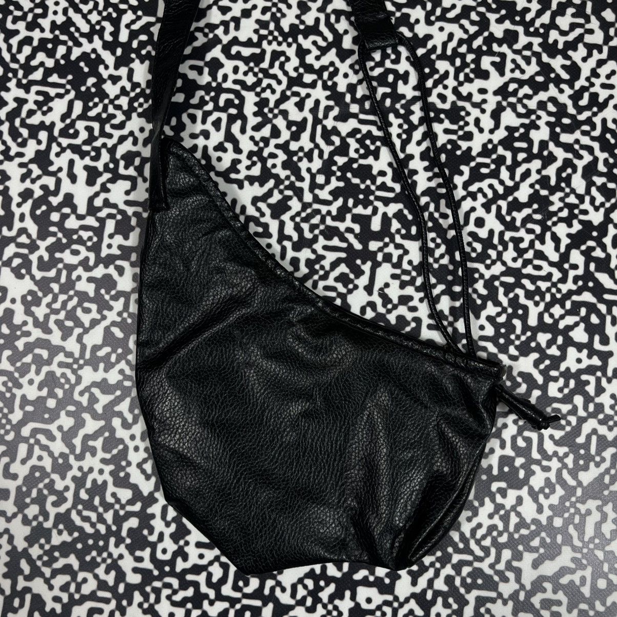 Japanese Brand Vintage Y2K Japanese Crossbody Bag Opium Style Size ONE SIZE - 5 Thumbnail
