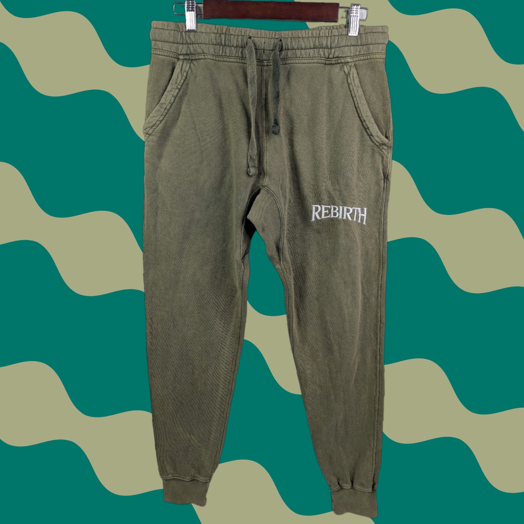 Vintage VINTAGE Rebirth Green Sweatpants Joggers Drawstring Elastic Waist Size Small 100% Cotton Women Pants S Green Sweatpants 90s Size 28" / US 6 / IT 42 - 1 Thumbnail