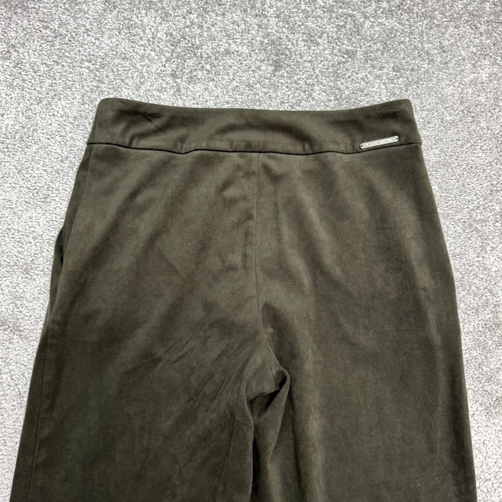 Madison I Love Tyler Madison Green Wide-Leg Pants Womens S Faux Suede Pull On Dress Pant Buttonless? (removed extra text) Size 28" / US 6 / IT 42 - 3 Thumbnail