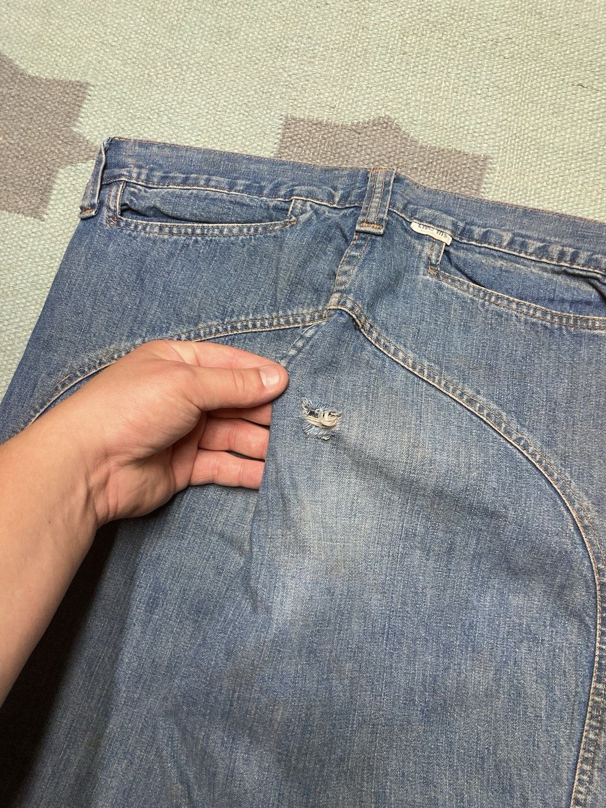 Vintage 1970s denim bell bottom jeans flare wide distressed 28x33 Size 28" / US 6 / IT 42 - 4 Thumbnail