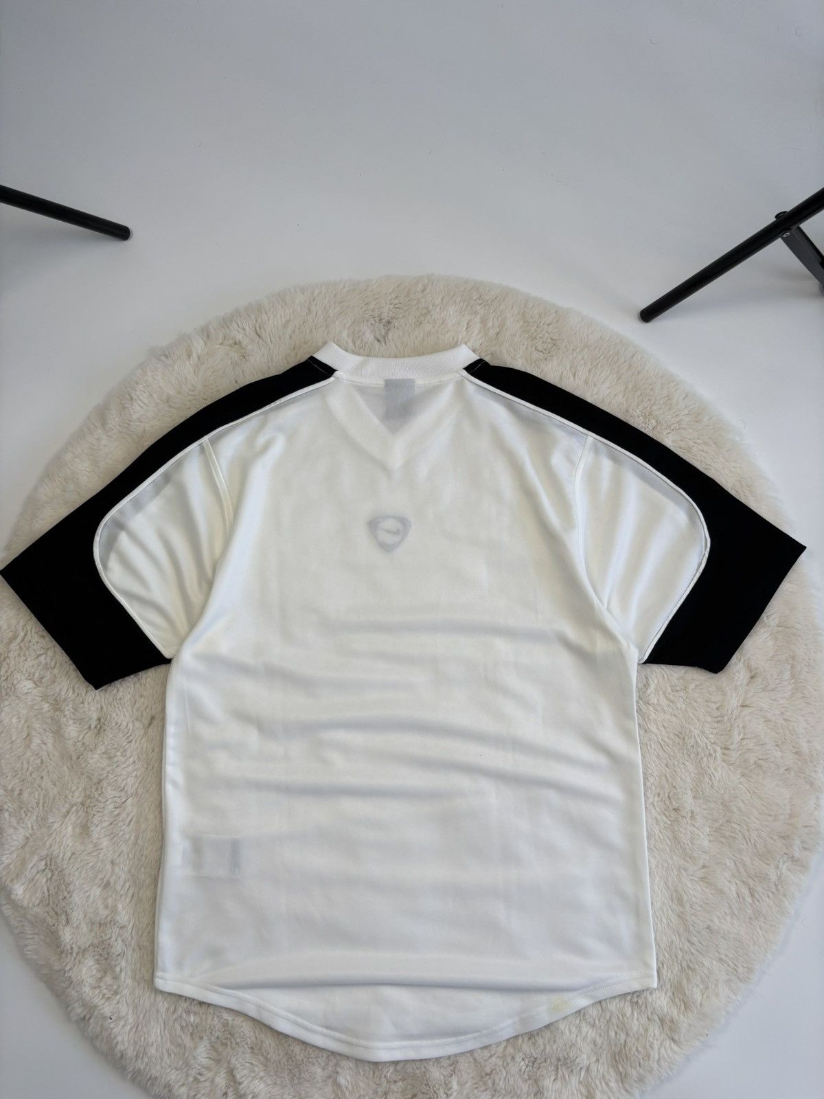 Nike × Vintage Vintage Nike 90’s Central Swoosh Tee T-shirt Size S Size US S / EU 44-46 / 1 - 14 Thumbnail