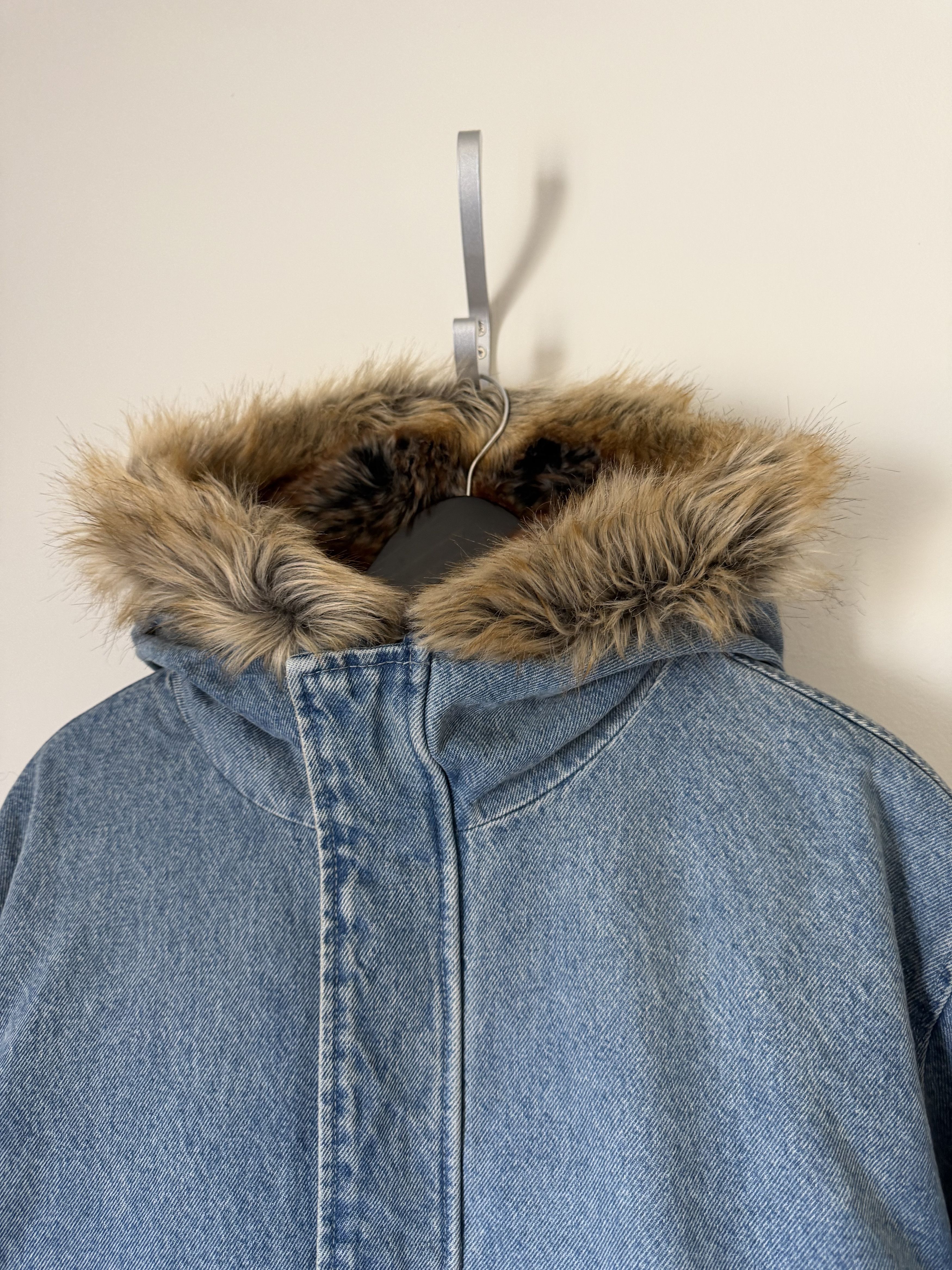 Supreme Supreme Faux Fur Reversible Hooded Work Jacket in Denim Size US XL / EU 56 / 4 - 8 Thumbnail