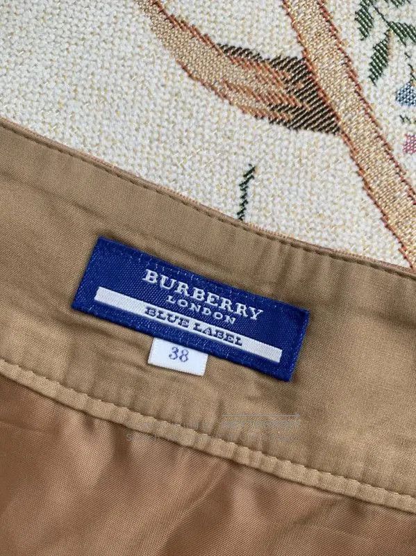 Burberry Burberry Khaki Cotton Blend Skirt for Women. Size 23" - 3 Thumbnail