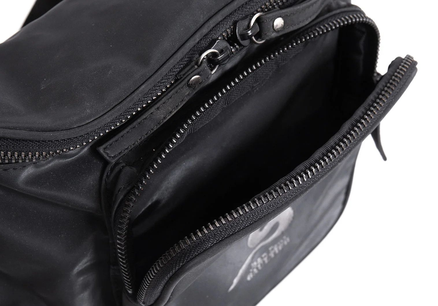 Jean Paul Gaultier Embossed Dragon Waist Bag in Black Size ONE SIZE - 10 Thumbnail