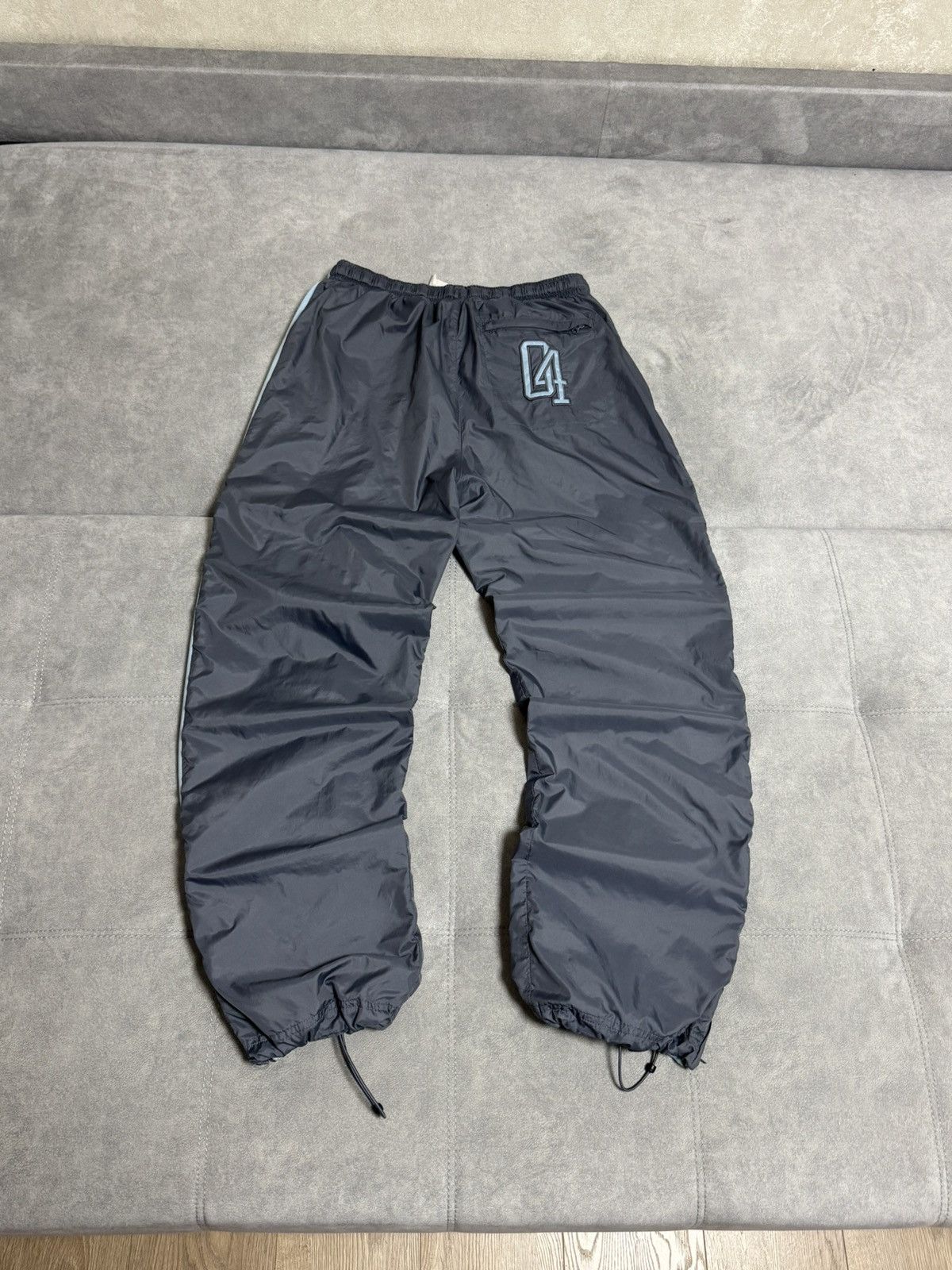 Nike Vintage Nike Nylon Swoosh Y2K Baggy Pants Sweatpants Size XL Size US 34 / EU 50 - 12 Thumbnail