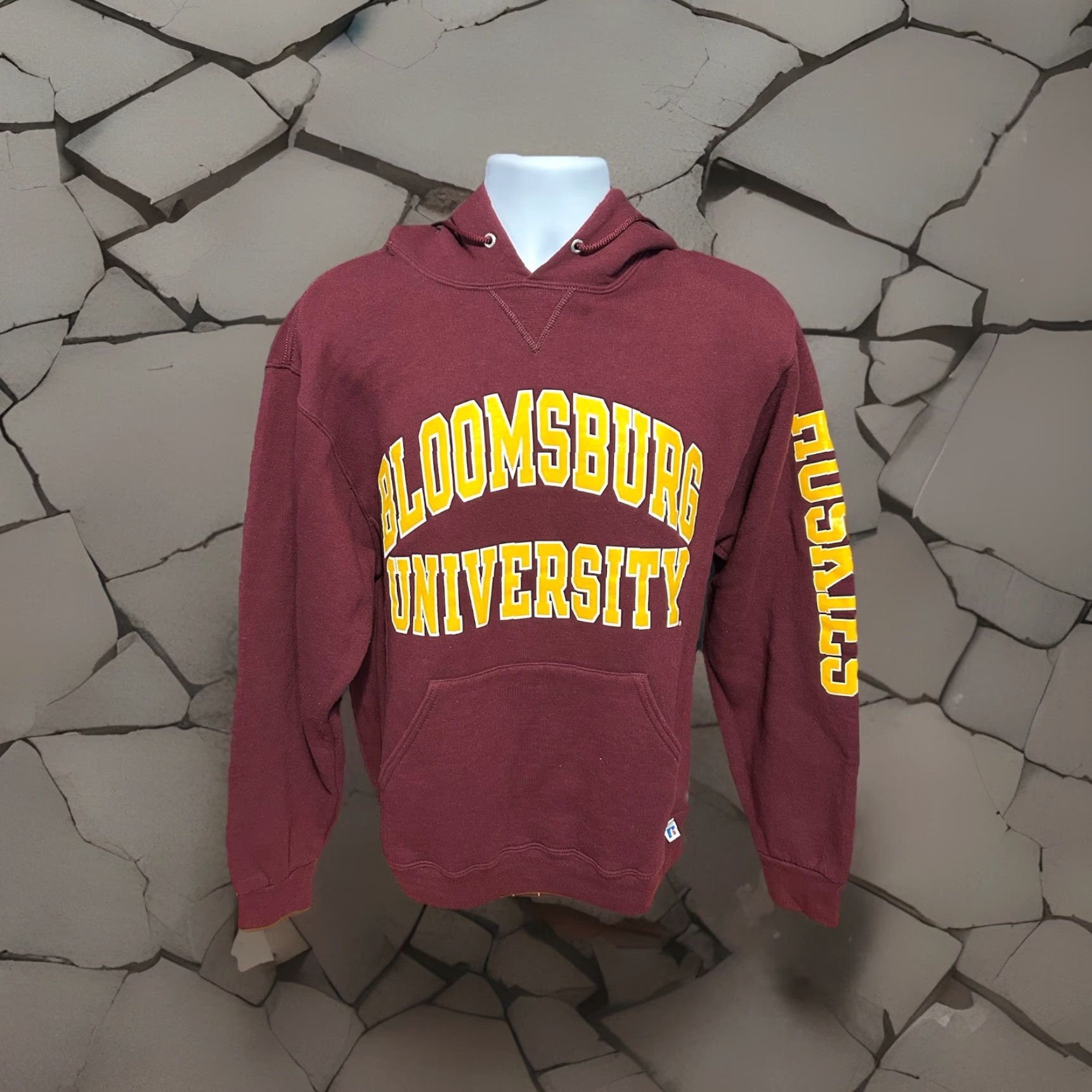Vintage VTG Bloomsburg University Huskies Hoodie Pullover Russell Maroon Adult Medium Size US M / EU 48-50 / 2 - 4 Thumbnail