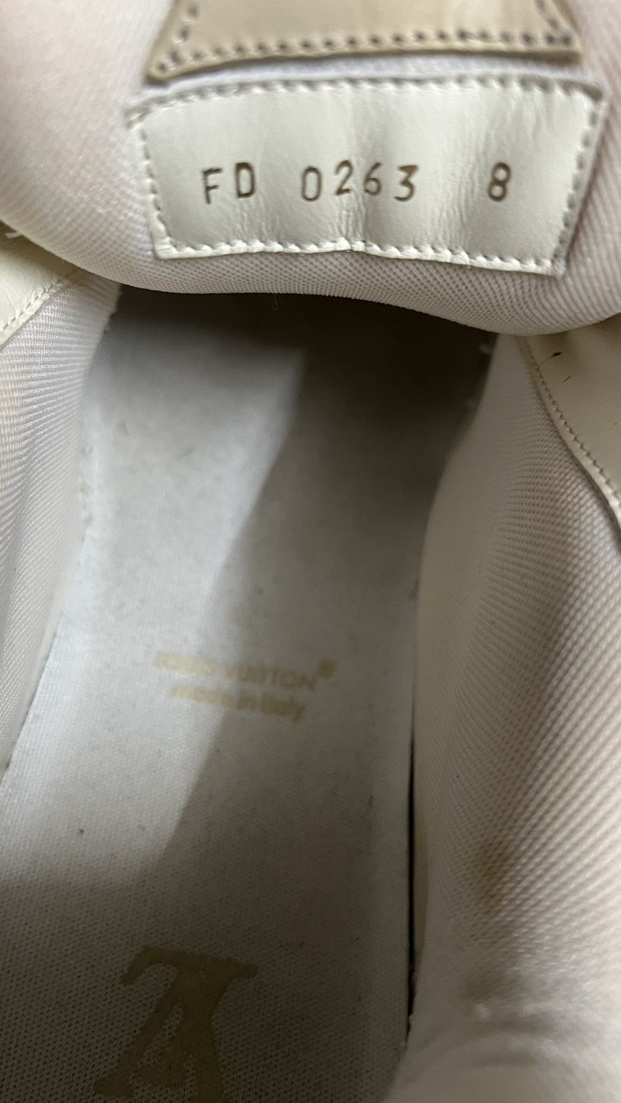 Louis Vuitton Louis Vuitton Beige Skates Size US 9 / EU 42 - 13 Thumbnail