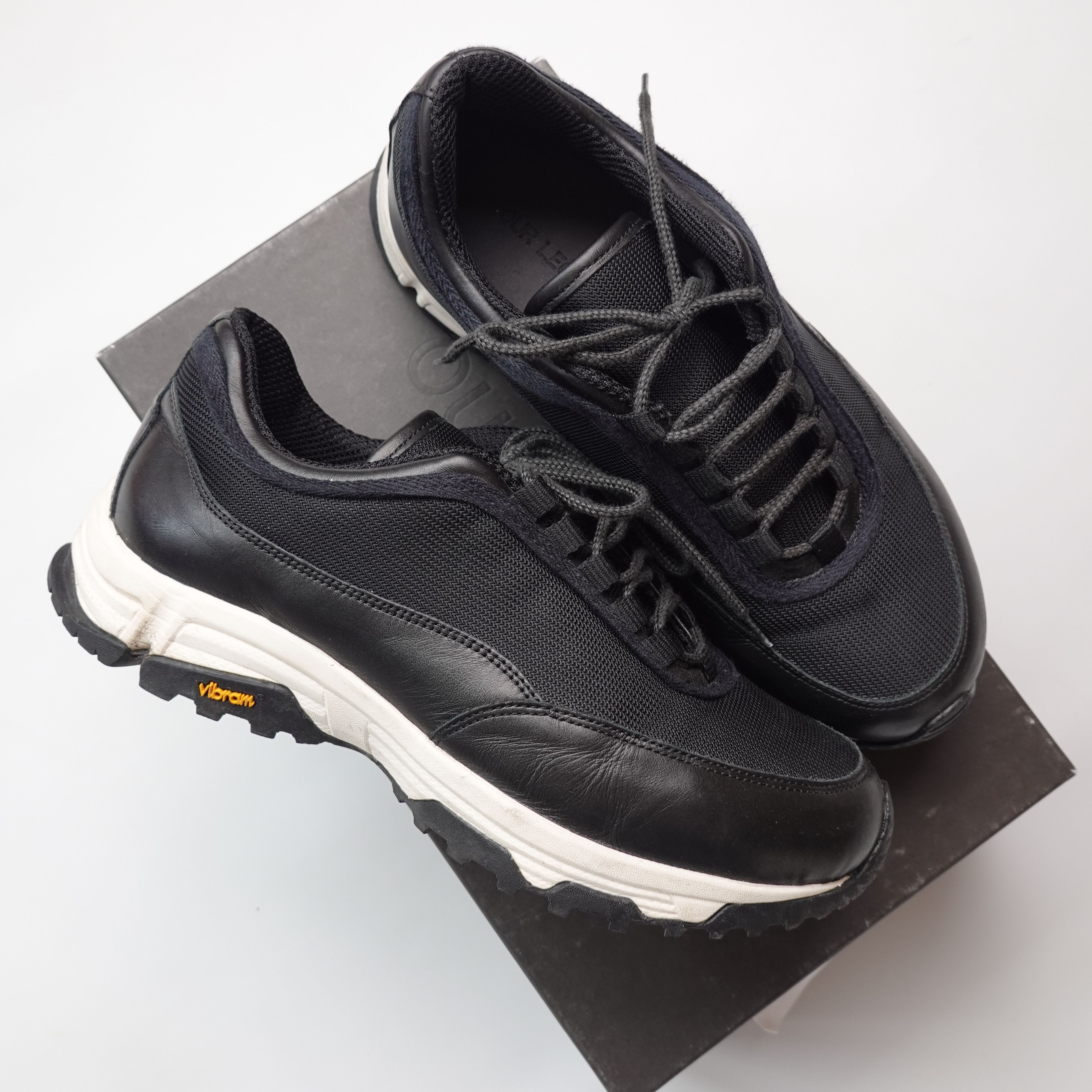 【関税込】OUR LEGACY Mono Runner スニーカーブラック 関税込】OUR LEGACY Mono Runner スニーカーブラック (OUR