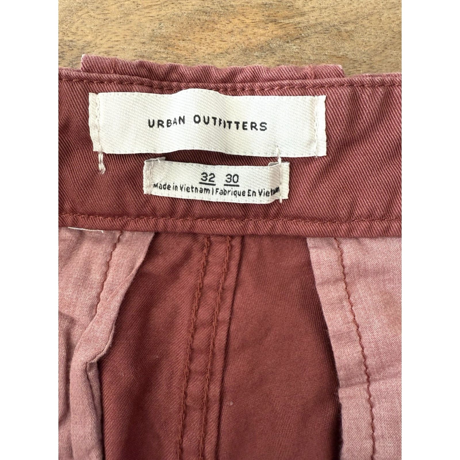 Urban Outfitters Urban Outfitters UO Wide Leg Chino Pants Mens 32x30 Wine Relaxed Fit Trousers Size US 32 / EU 48 - 5 Thumbnail