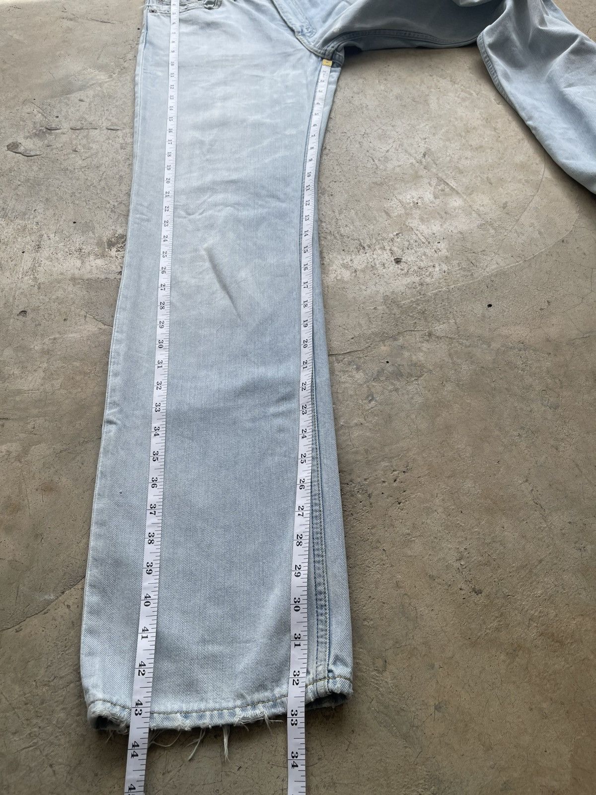 Levi's Vintage Levi’s 502 Light Wash Thrashed Distressed Denim Size US 30 / EU 46 - 17 Thumbnail