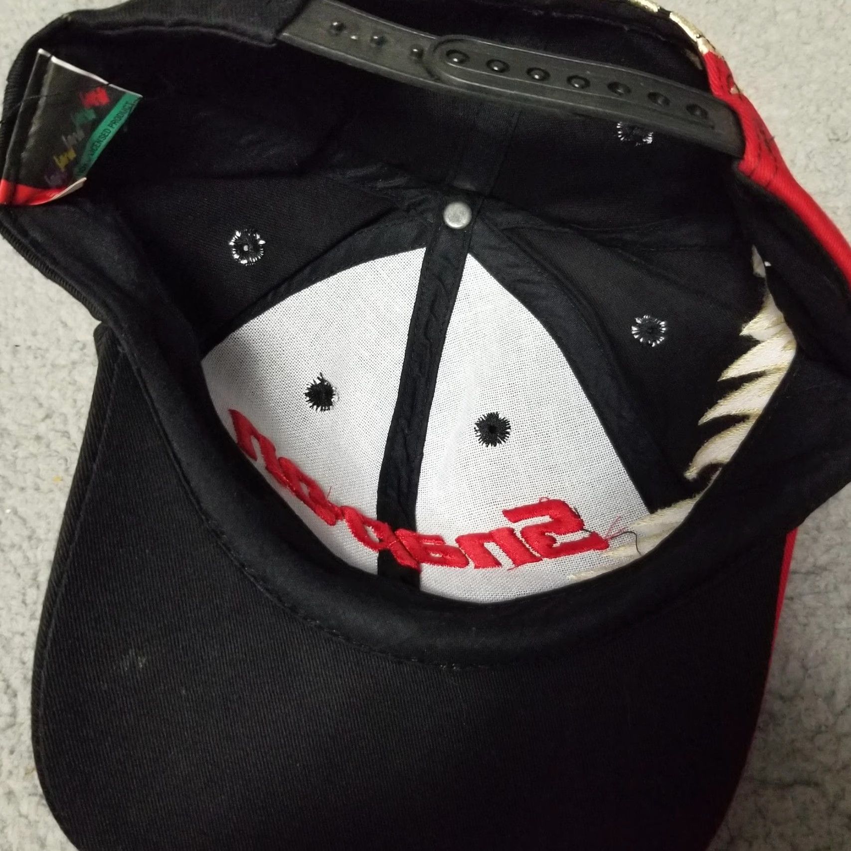 Vintage SNAP-ON Snapback Hat Cap Black Red Gold Zigzag Embroidered Logo Adjustable Mens Size ONE SIZE - 3 Thumbnail