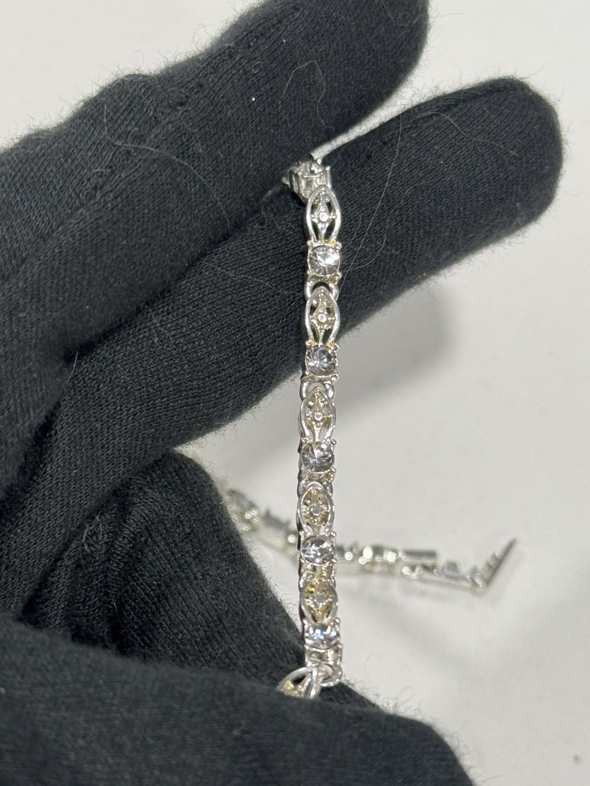 Avon Celli Vintage Avon Bracelet Size ONE SIZE - 10 Thumbnail
