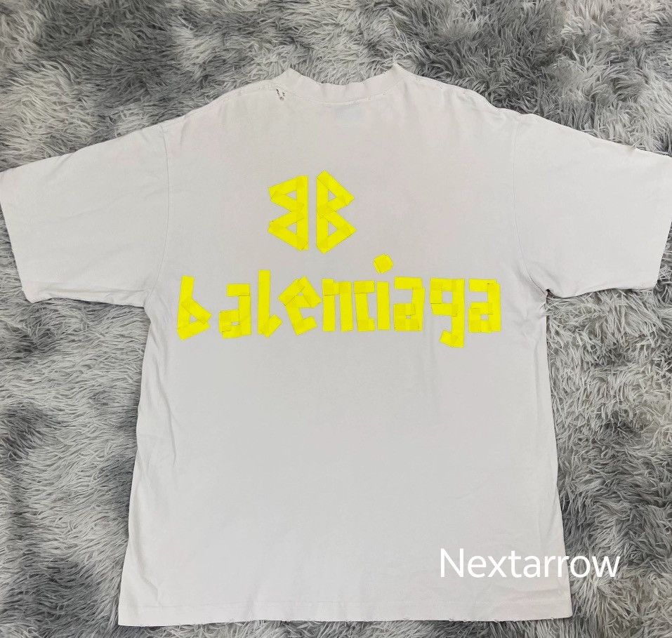 Balenciaga Balenciaga 24SS white tape embossed paper sh 2410-Nextarrow Size US L / EU 52-54 / 3 - 2 Thumbnail