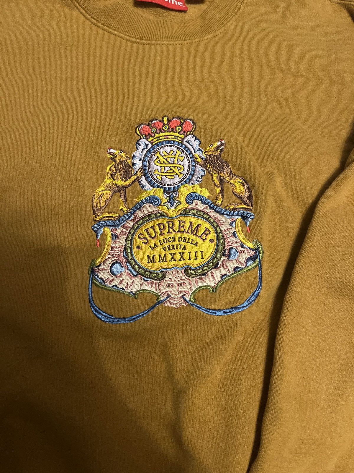 Supreme Supreme crest crewneck Size US S / EU 44-46 / 1 - 2 Thumbnail