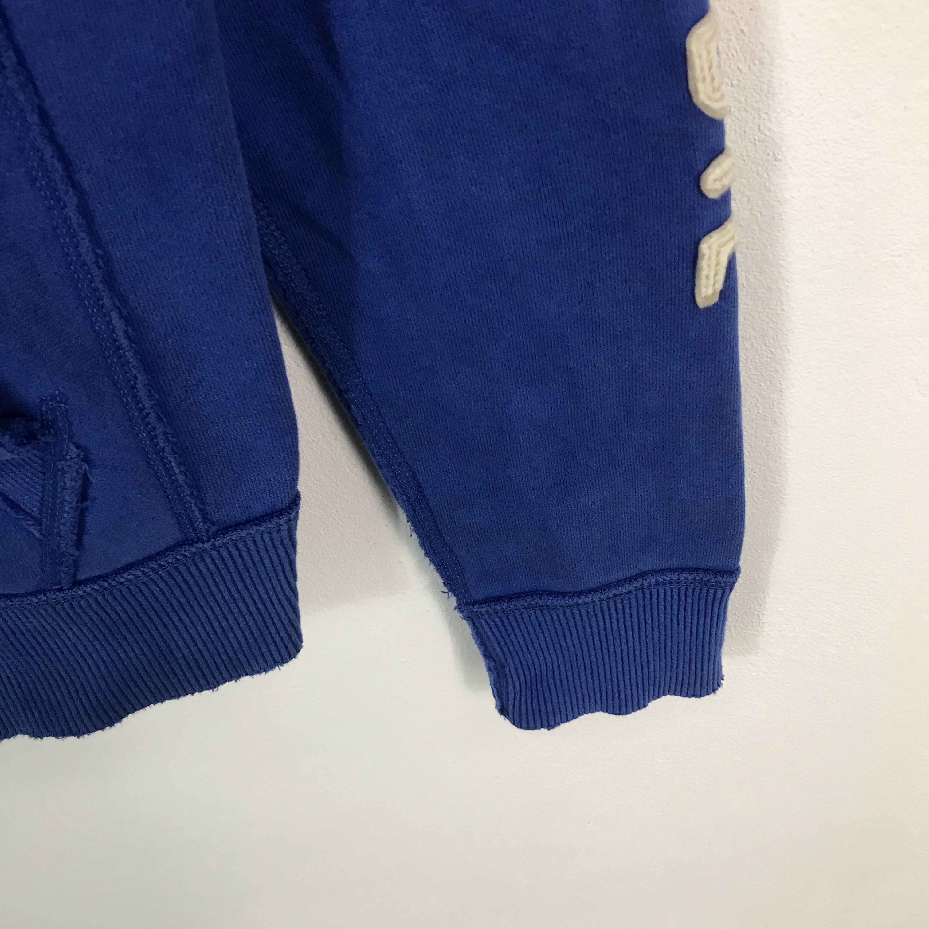 Abercrombie & Fitch × Japanese Brand Japan Abercrombie fitch Distressed hoodies zipper jacket Size US S / EU 44-46 / 1 - 6 Thumbnail