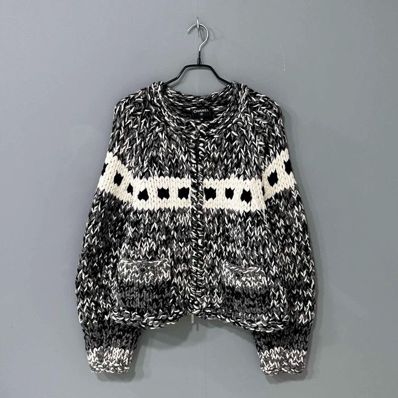 Chanel Wool-woven jacket 2504-Nextarrow