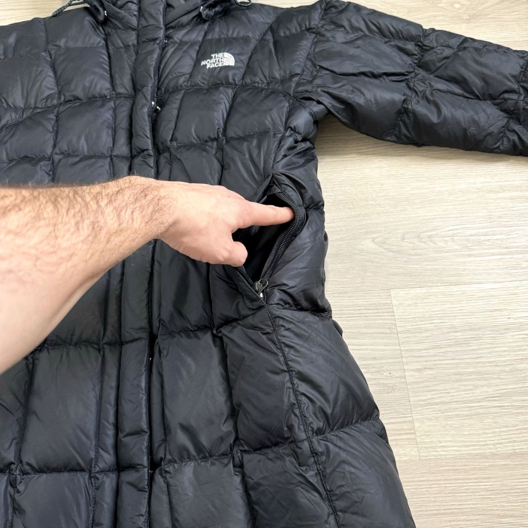 The North Face The North Face Parka Jacket Womens XS BLK Down 600 Hooded Metropolis Parka Coat Long Nylon Zip Size XS / US 0-2 / IT 36-38 - 4 Thumbnail