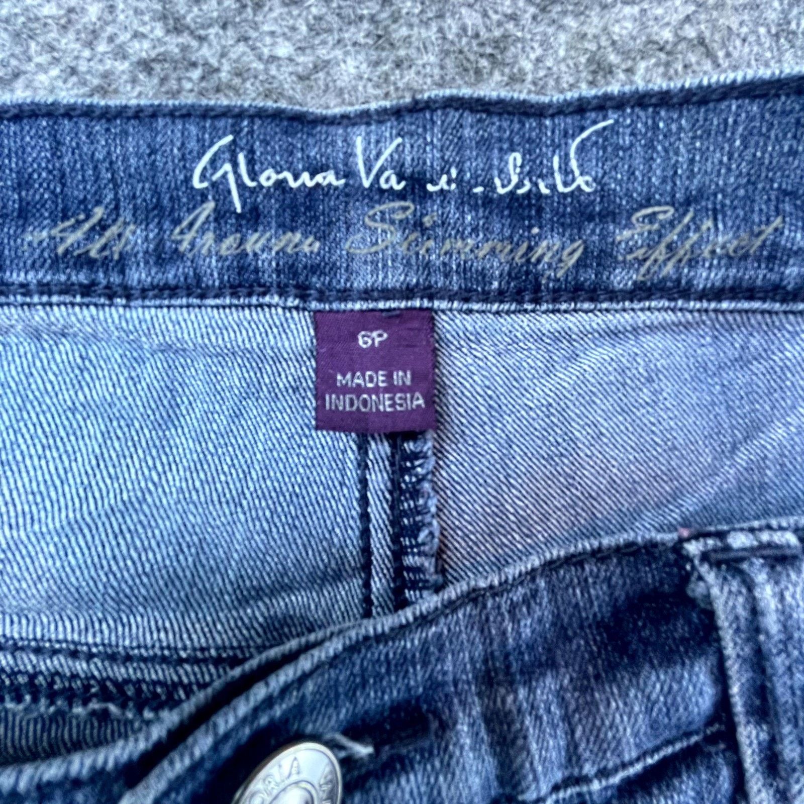 Gloria Vanderbilt Gloria Vanderbilt Amanda Straight Jeans Womens 6P Y2K Blue Size 28" / US 6 / IT 42 - 4 Thumbnail