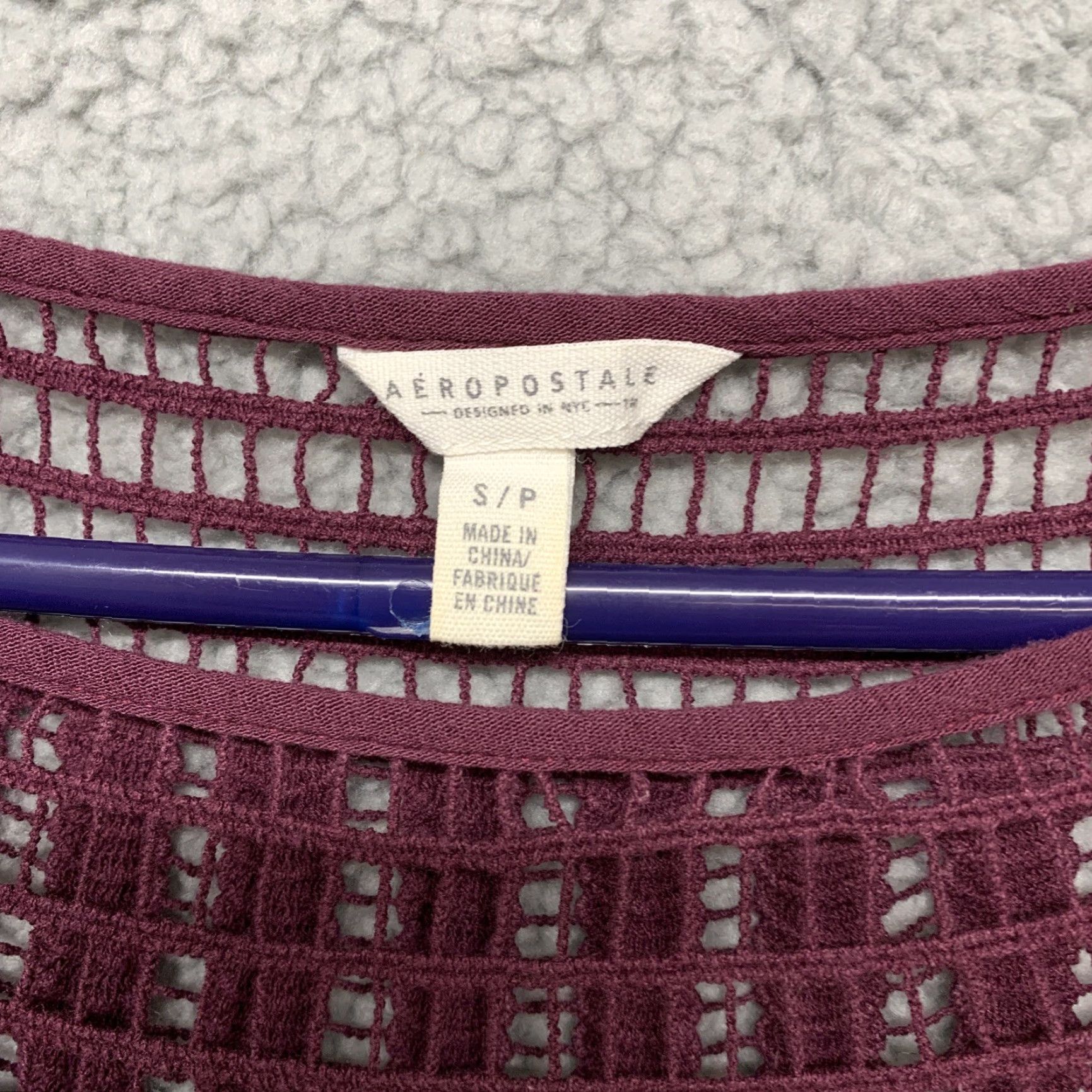 Aeropostale Aeropostale Blouse Shirt Woman’s Size S Long Sleeve Burgundy Boat Neck Pullover Top Size S / US 4 / IT 40 - 3 Thumbnail