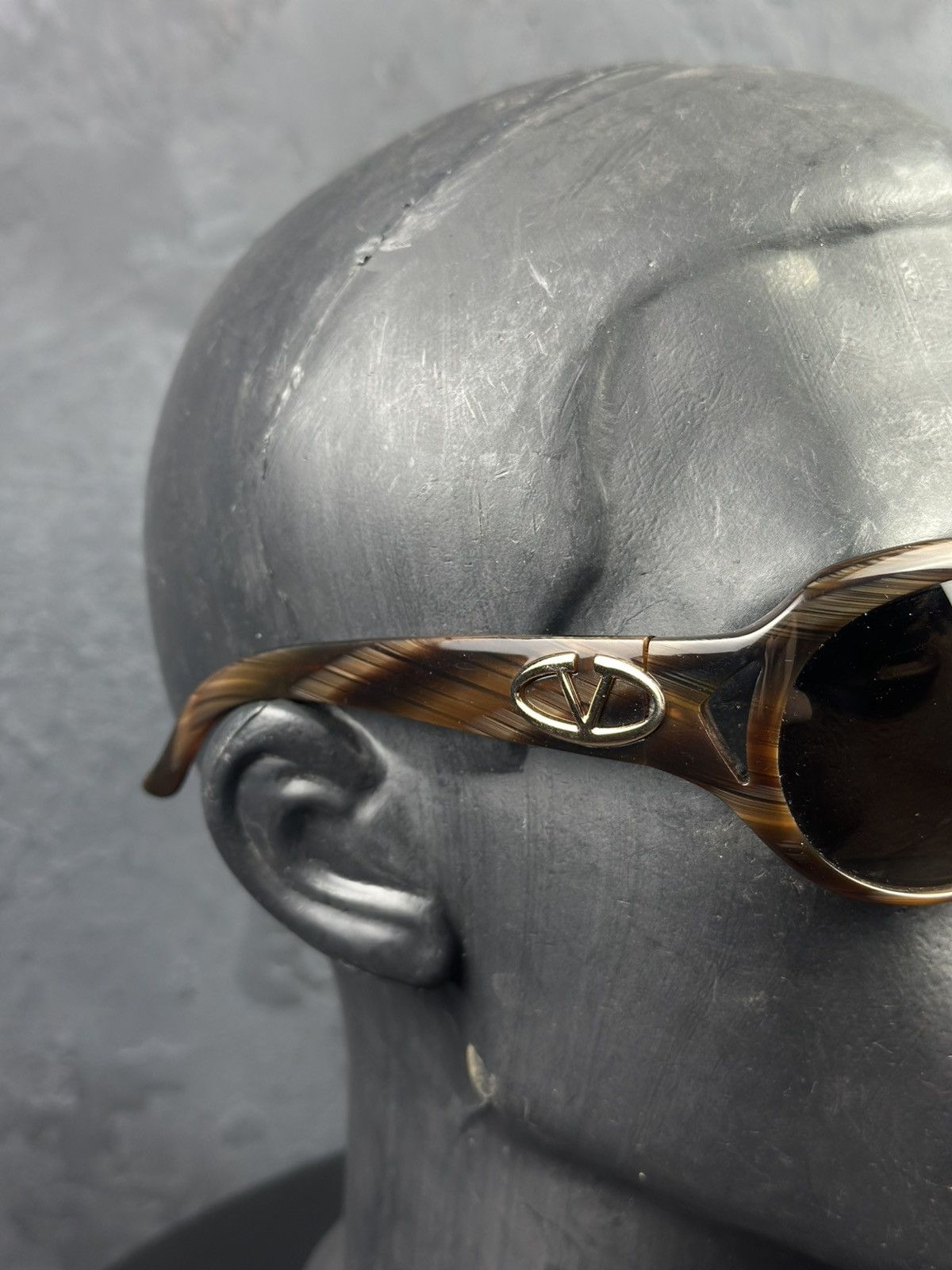 Valentino × Vintage Vintage Valentino Vlogo Oversize Sunglasses Size ONE SIZE - 3 Thumbnail