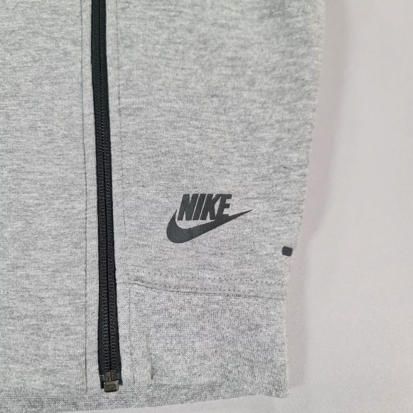 Nike Nike Womens Tech Fleece Hoodie Grey XS Sleeveless Vest Heather 689067 091 Size XS / US 0-2 / IT 36-38 - 5 Thumbnail